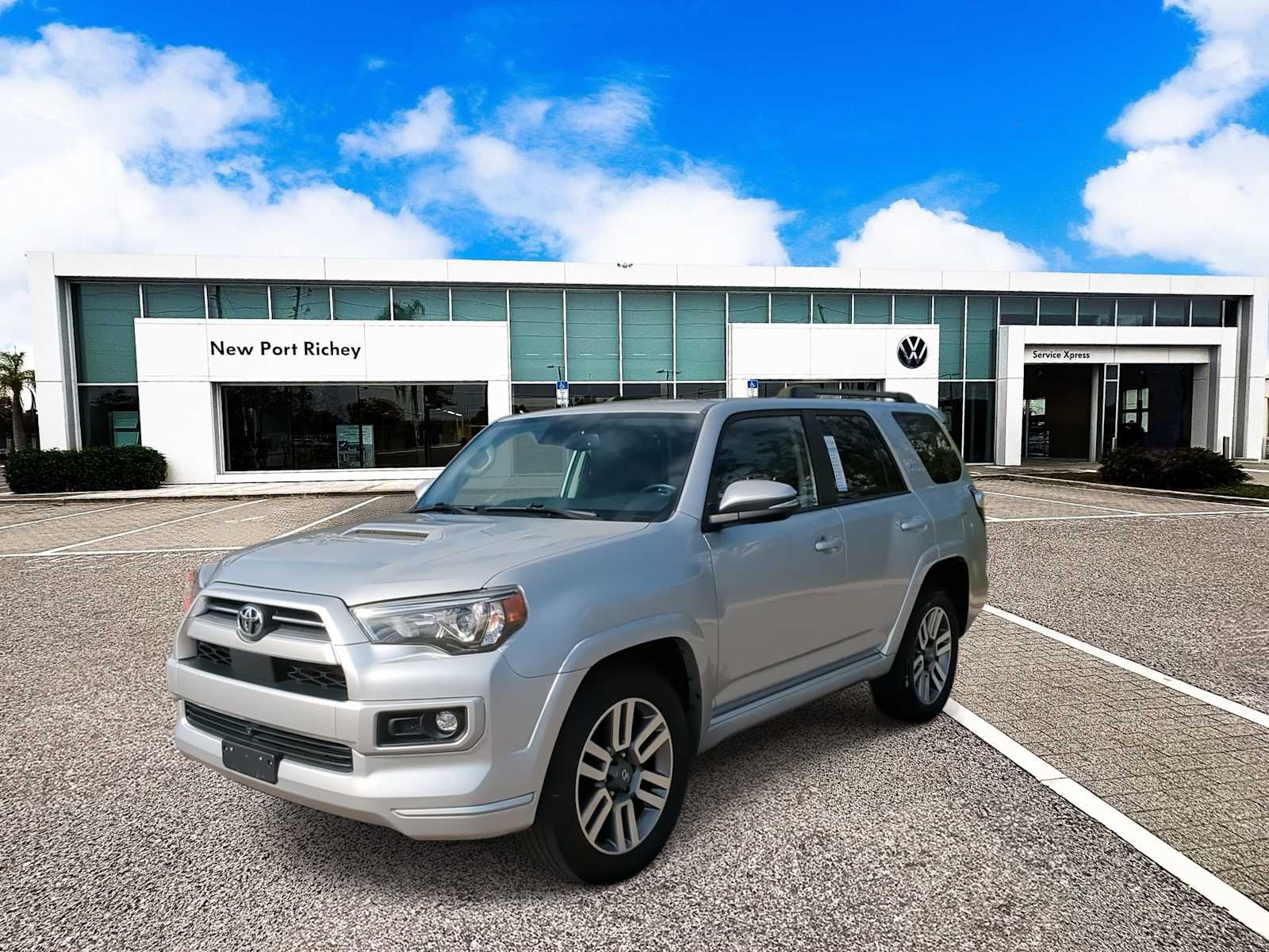 Thumbnail: 2022 Toyota 4Runner - 4