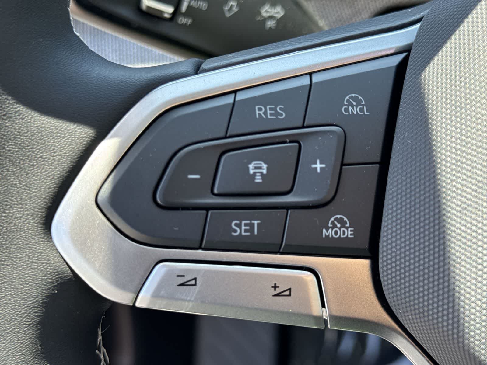Thumbnail: 2026 Volkswagen Tiguan - 22