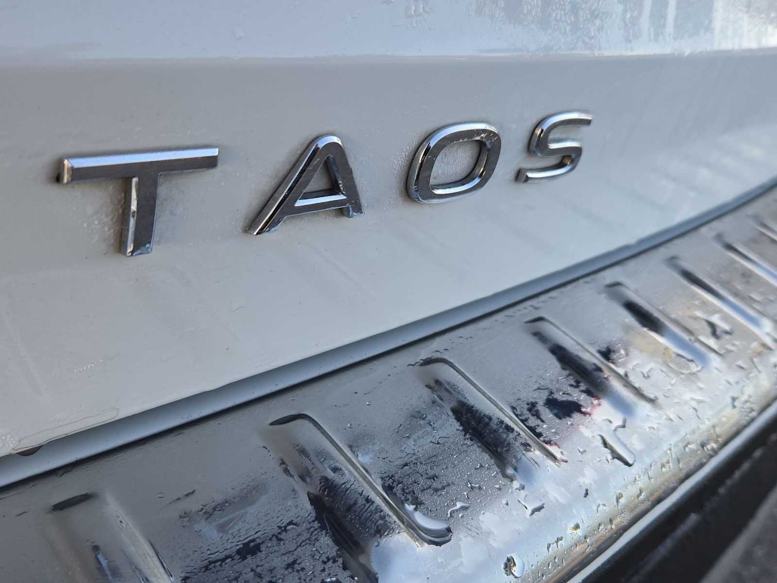 Thumbnail: 2024 Volkswagen Taos - 13