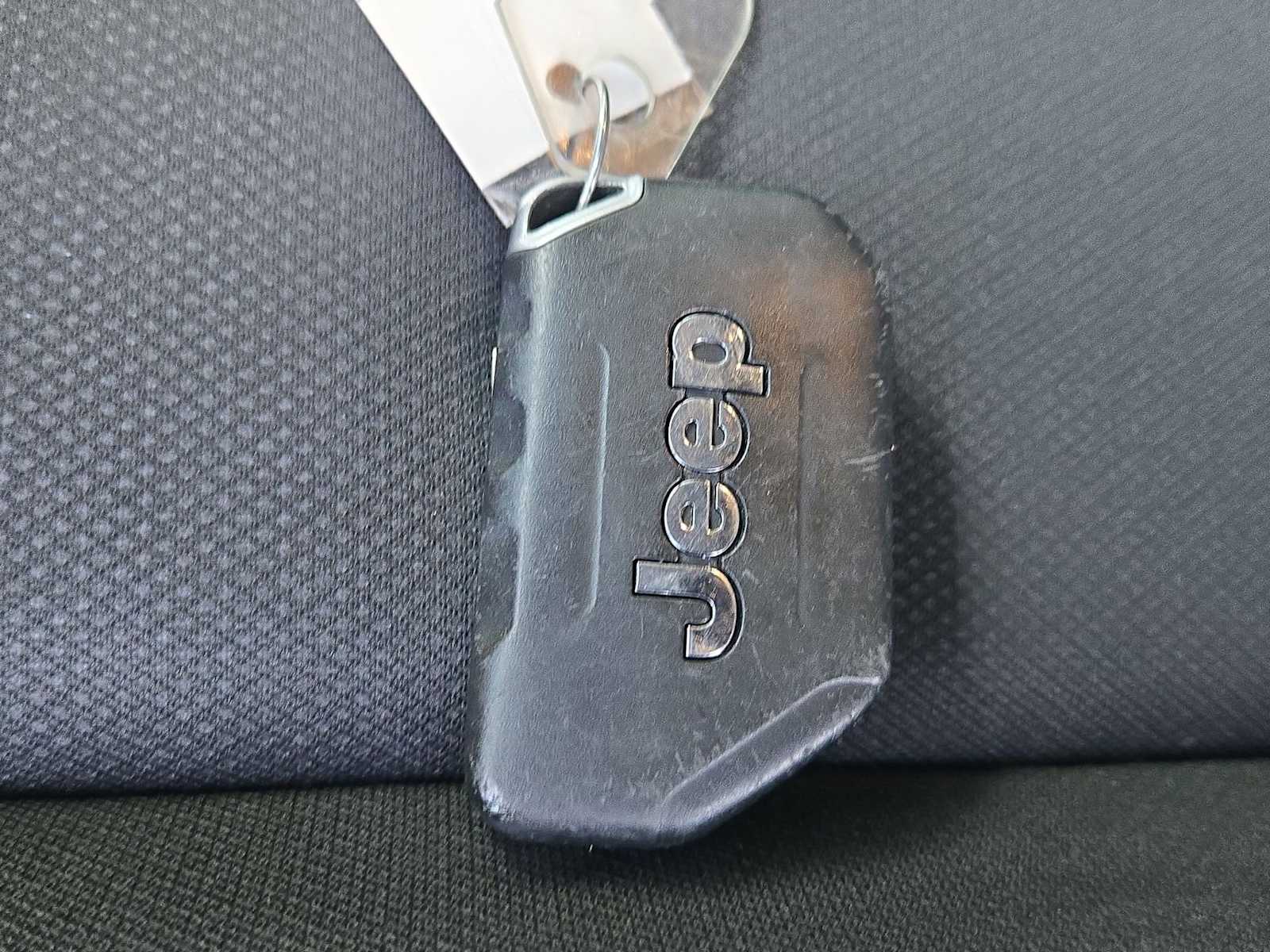 Thumbnail: 2019 Jeep Wrangler - 29