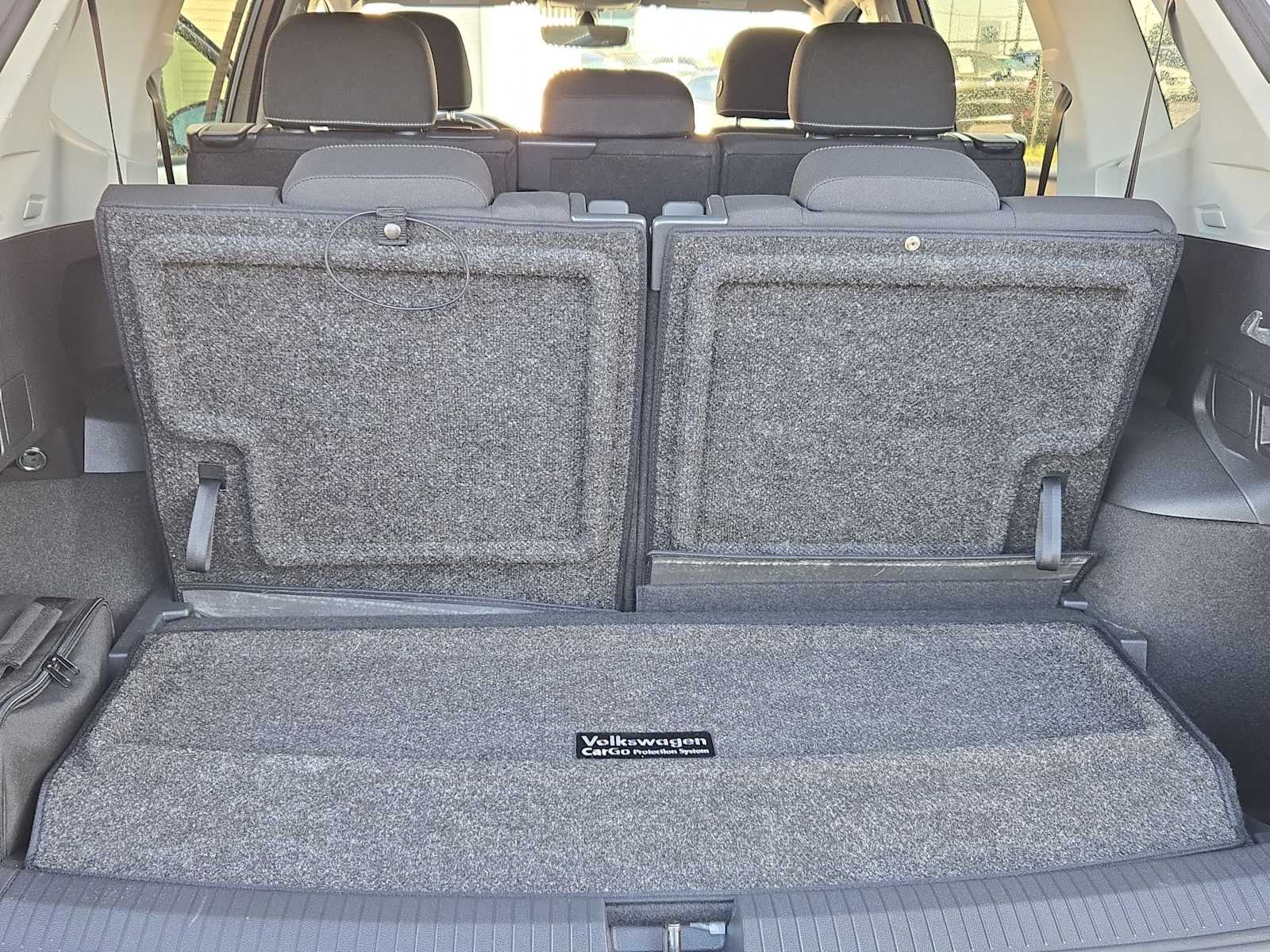 Thumbnail: 2023 Volkswagen Tiguan - 31