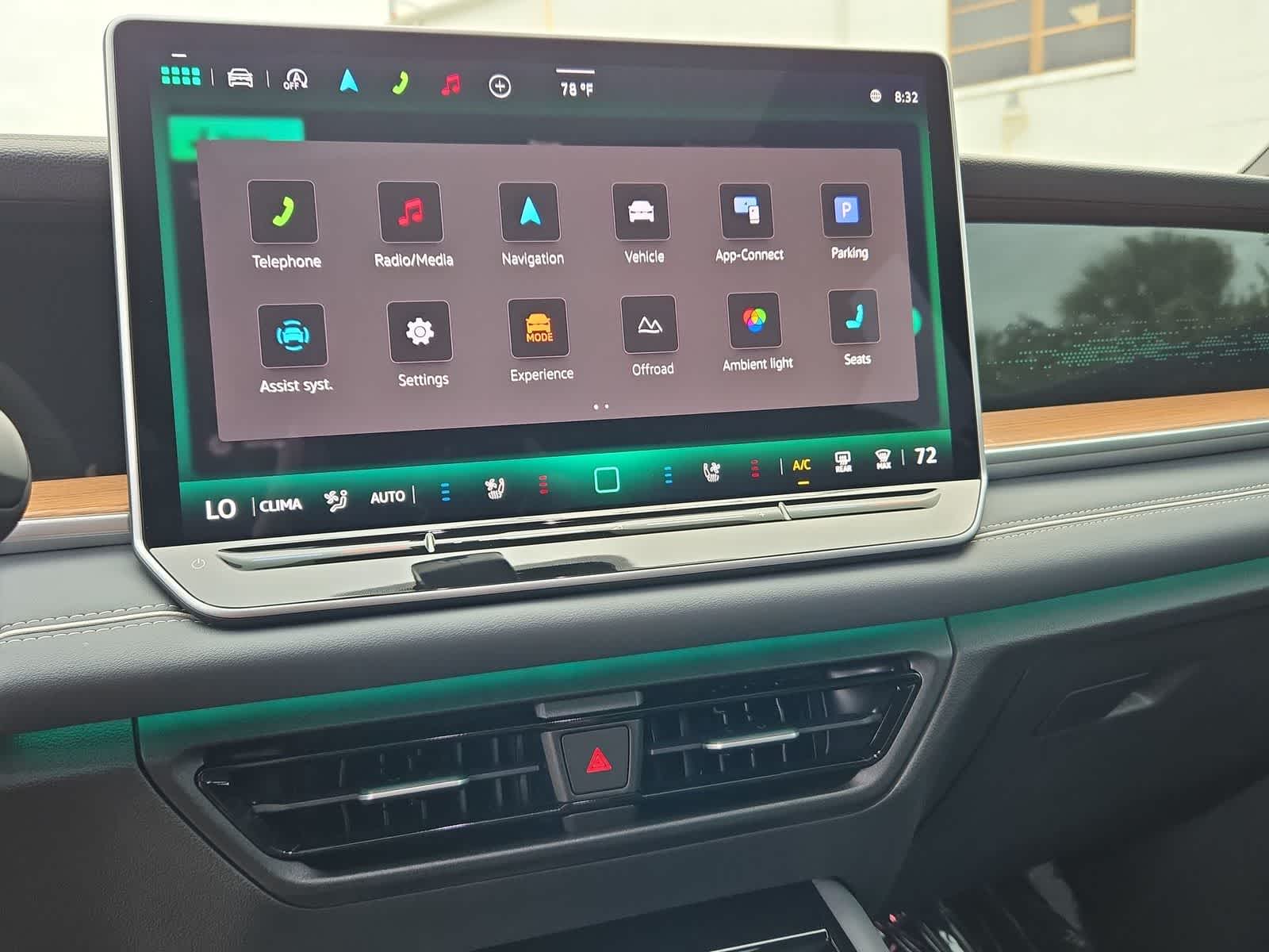 Thumbnail: 2025 Volkswagen Tiguan - 29