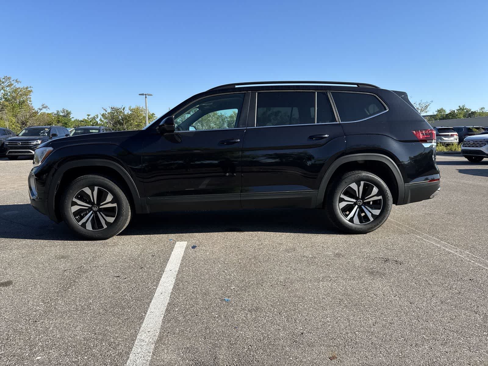 Thumbnail: 2026 Volkswagen Atlas - 3