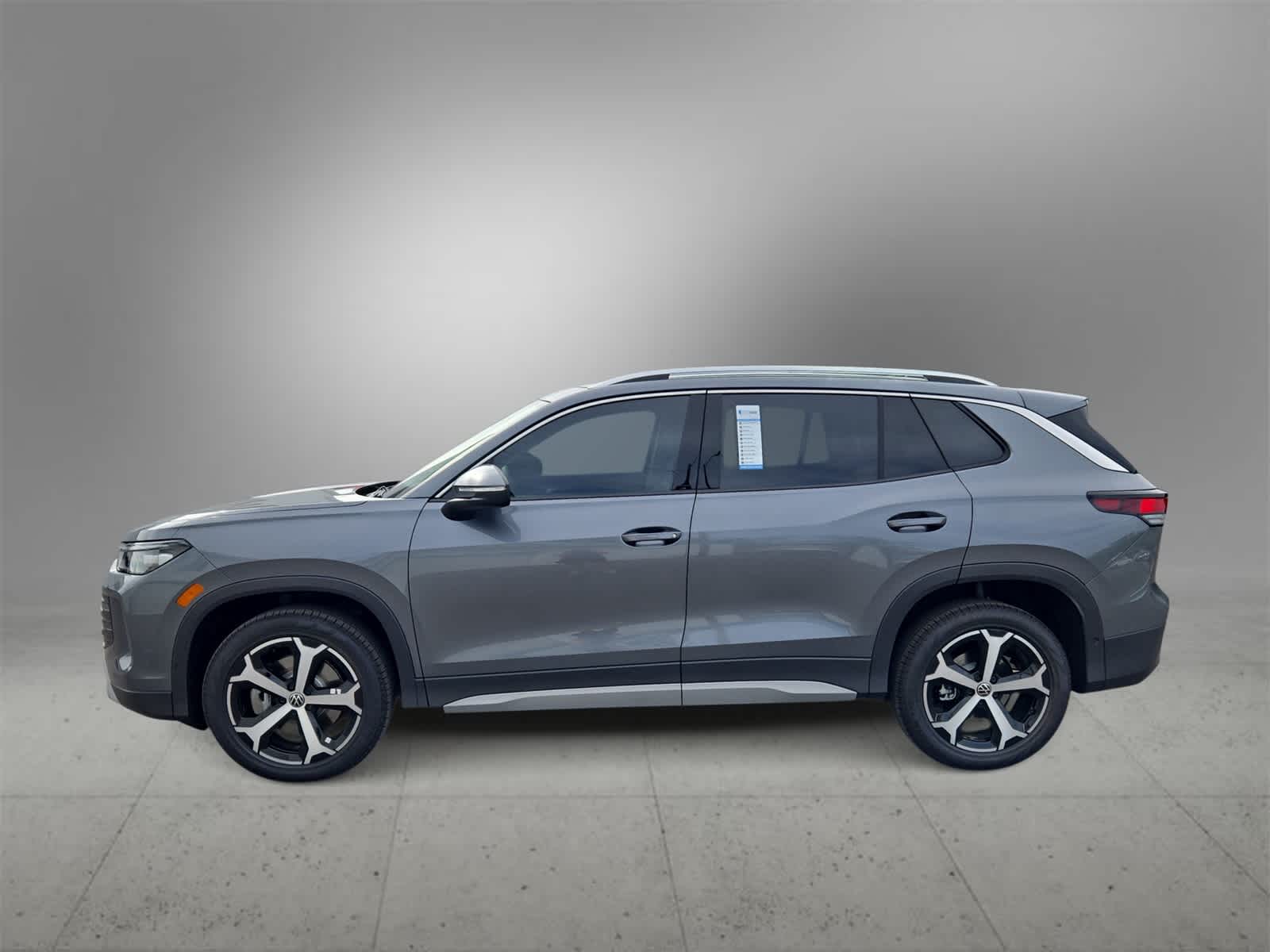 Thumbnail: 2025 Volkswagen Tiguan - 5