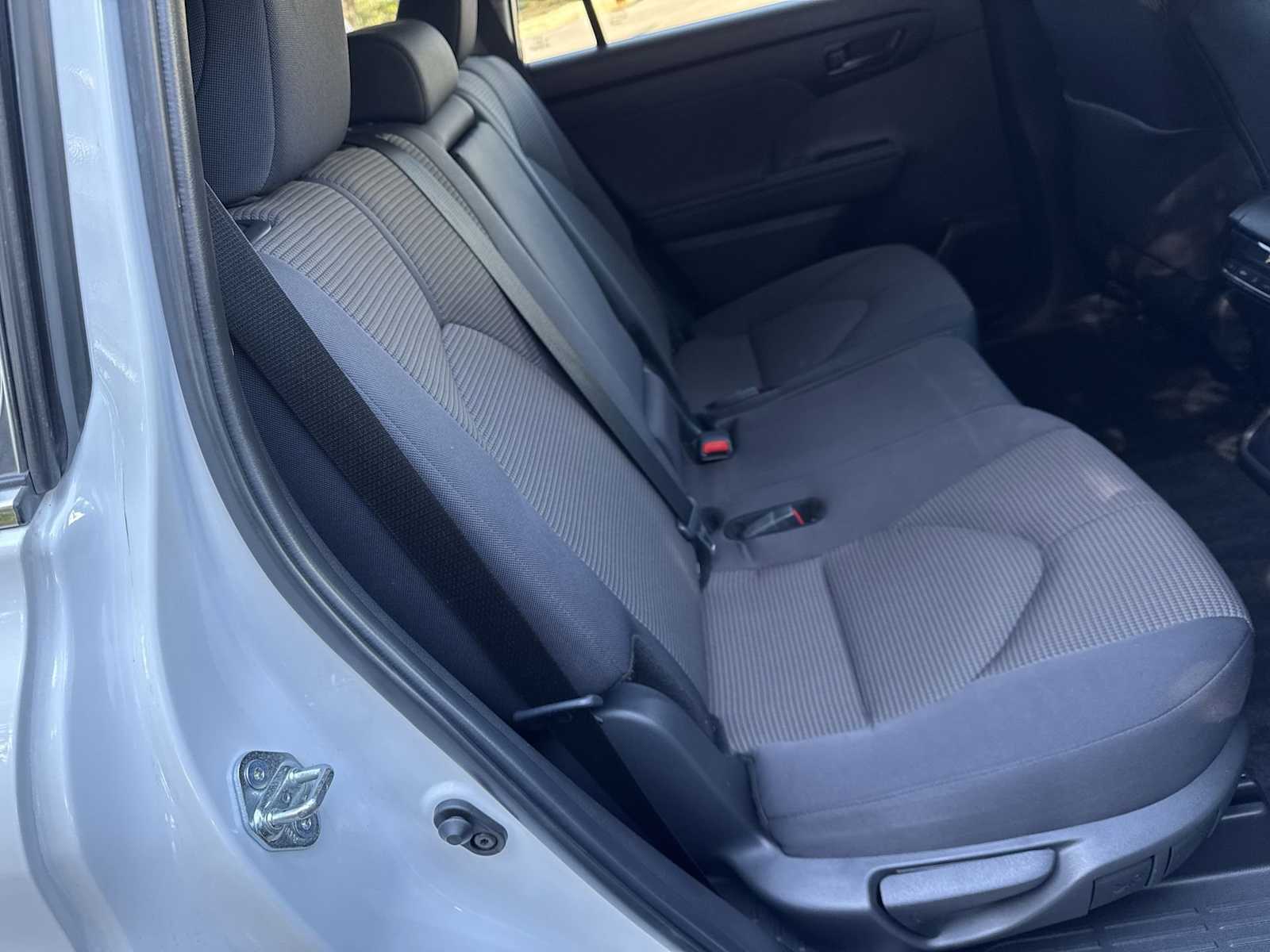 Thumbnail: 2024 Toyota Highlander - 20