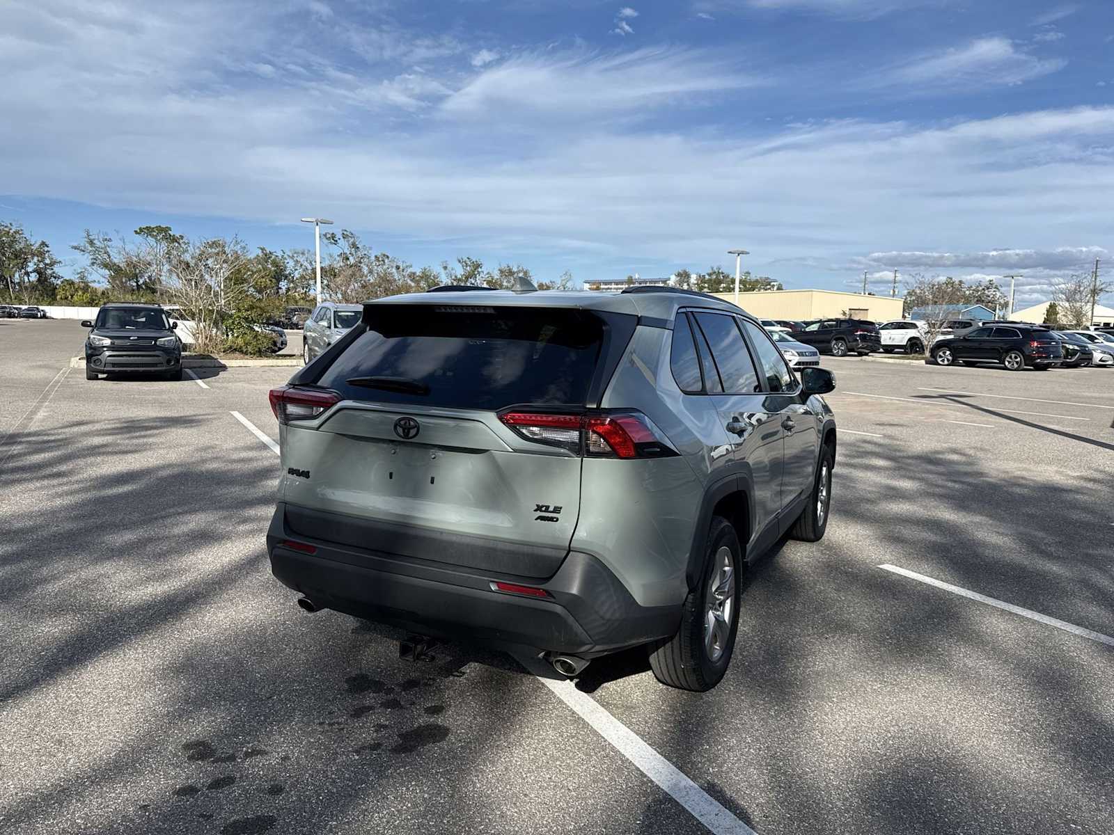 Thumbnail: 2022 Toyota RAV4 - 6