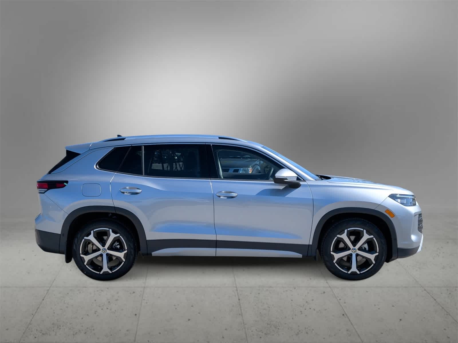 Thumbnail: 2025 Volkswagen Tiguan - 9