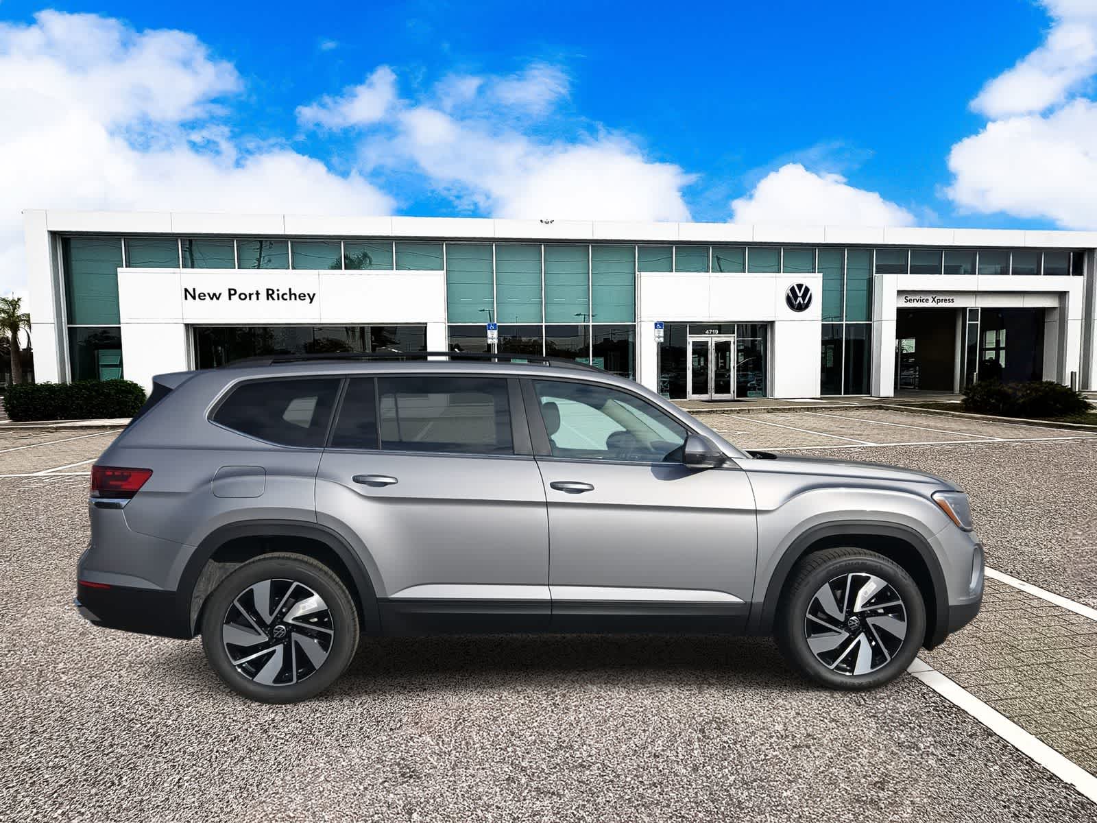 Thumbnail: 2026 Volkswagen Atlas - 9