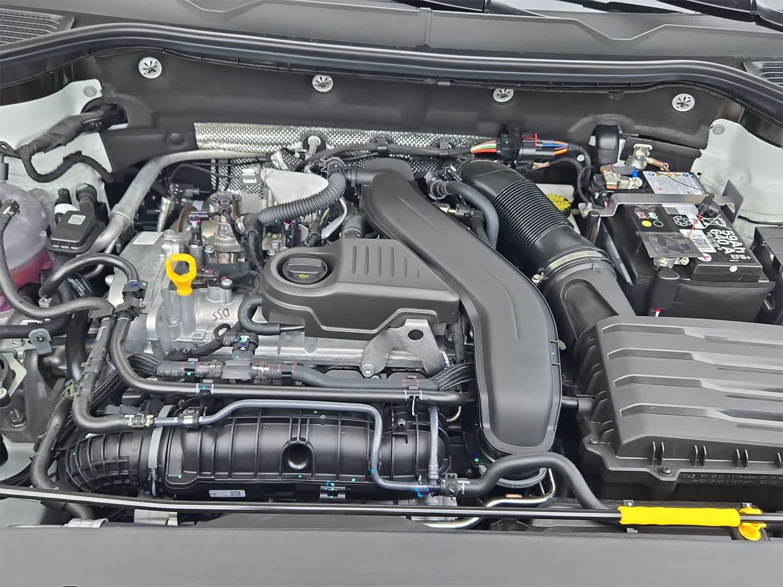 Thumbnail: 2025 Volkswagen Taos - 15