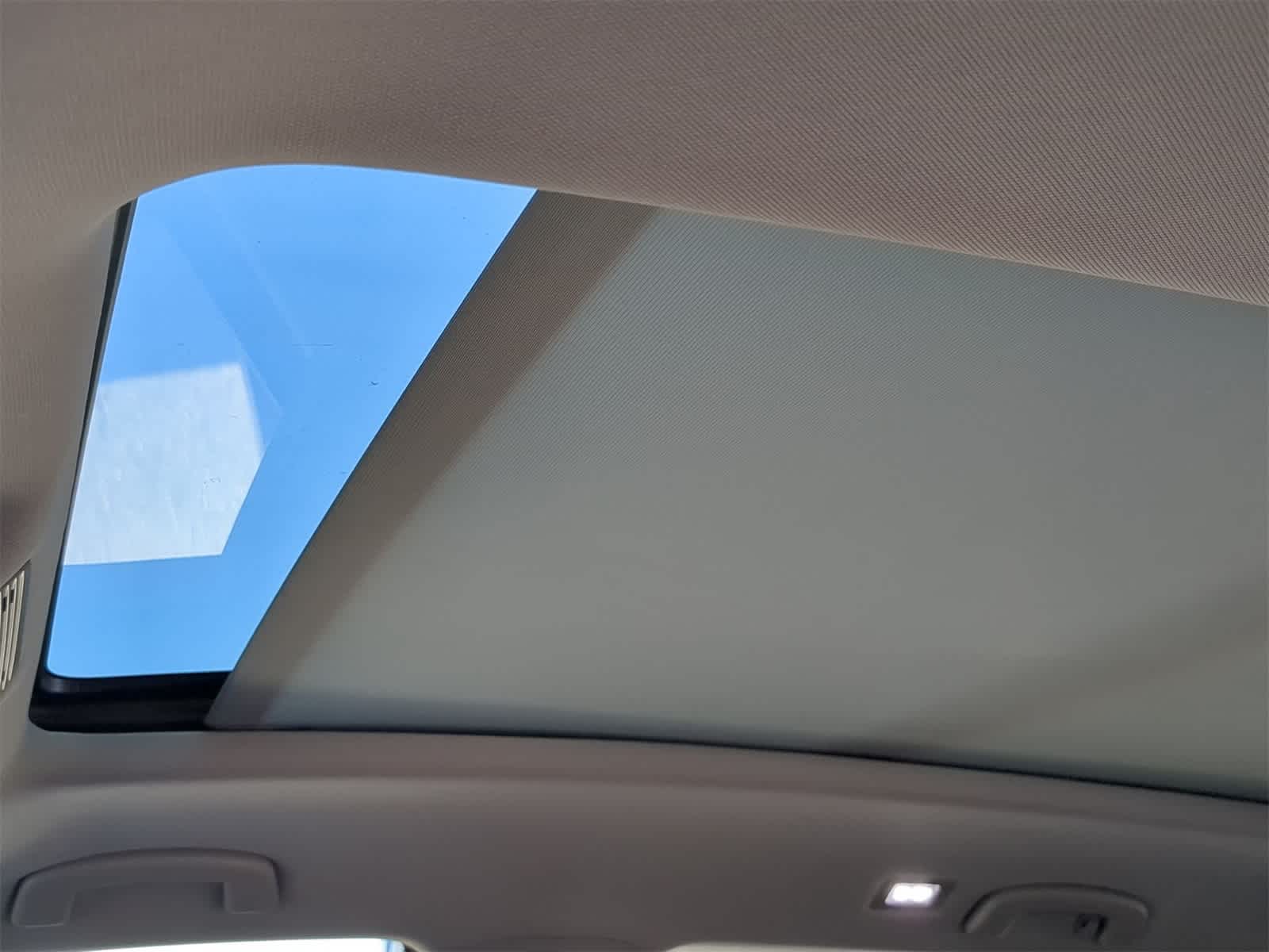 Thumbnail: 2025 Volkswagen Atlas - 19