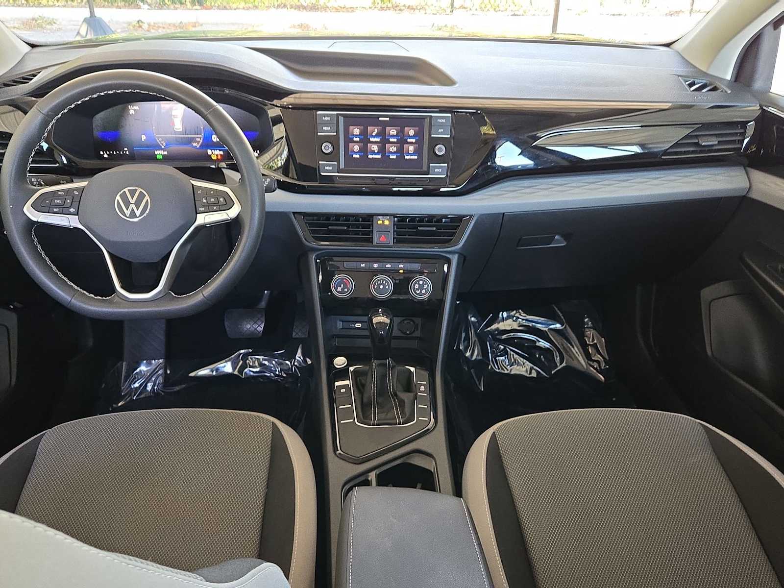 Thumbnail: 2023 Volkswagen Taos - 15