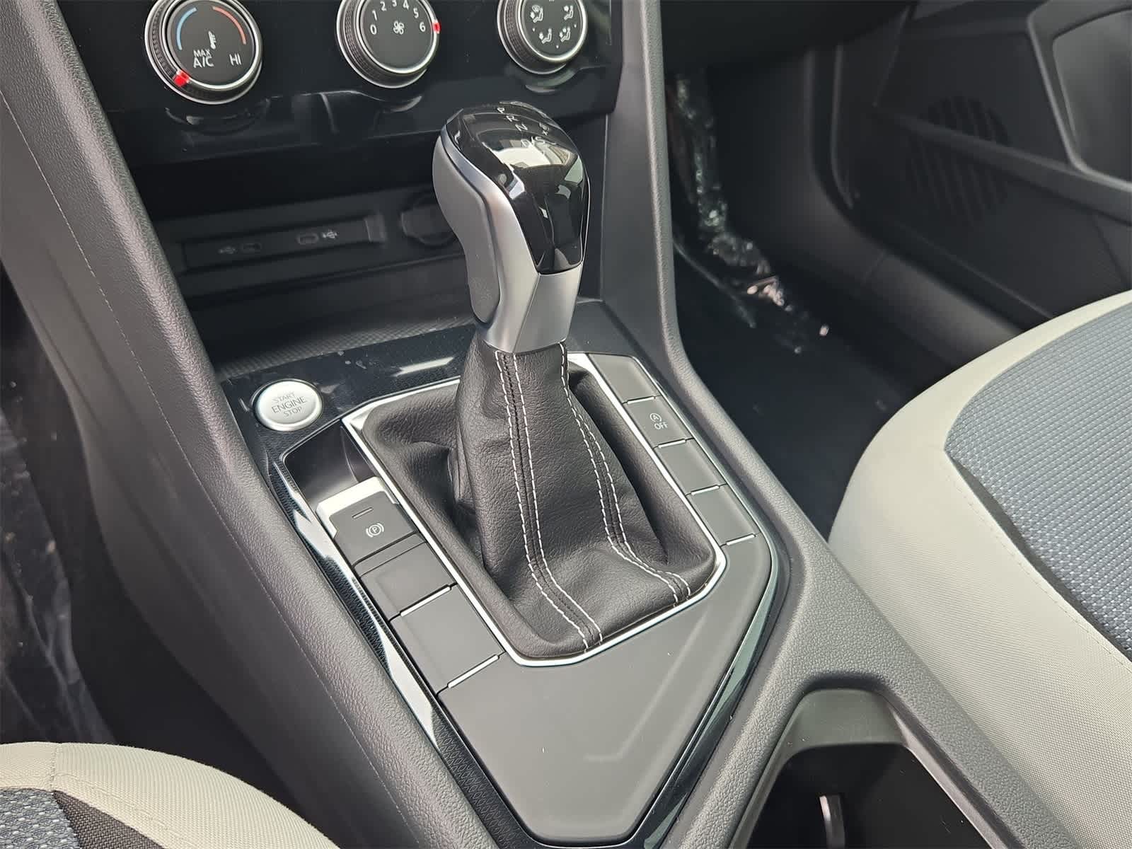 Thumbnail: 2025 Volkswagen Taos - 31