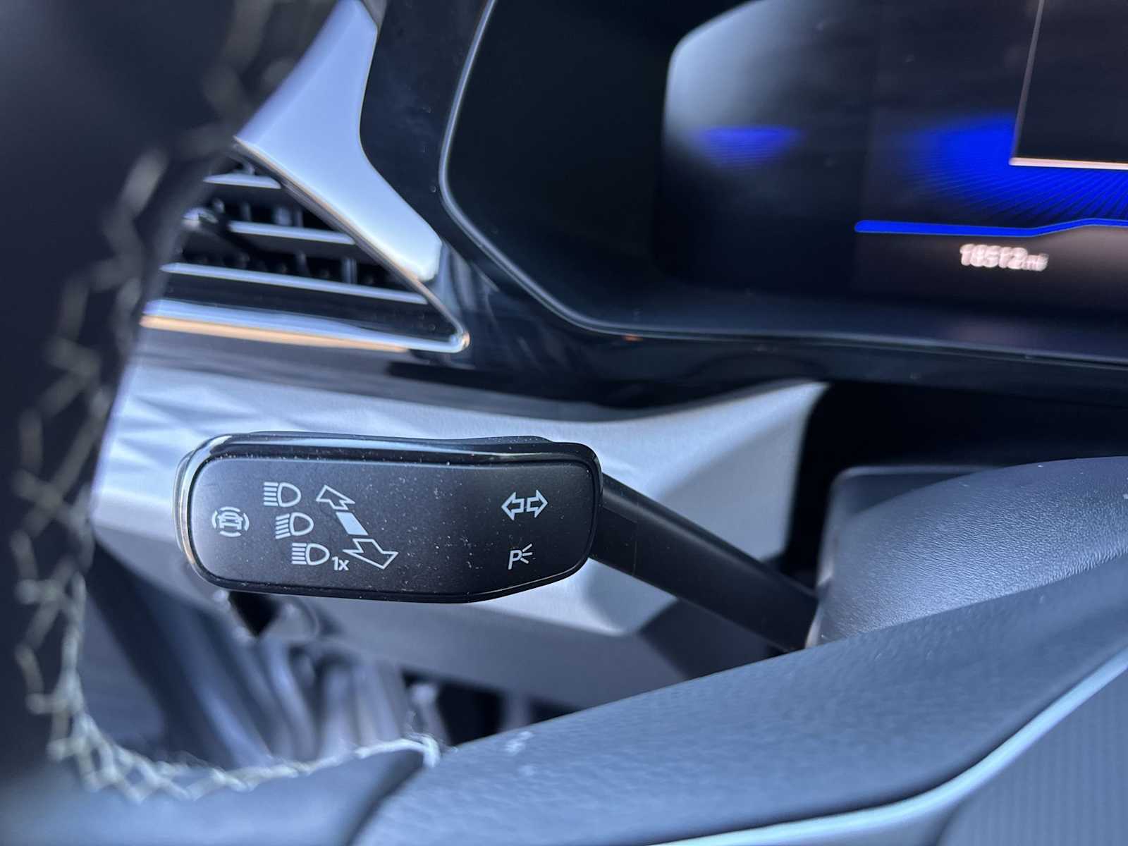 Thumbnail: 2024 Volkswagen Taos - 32