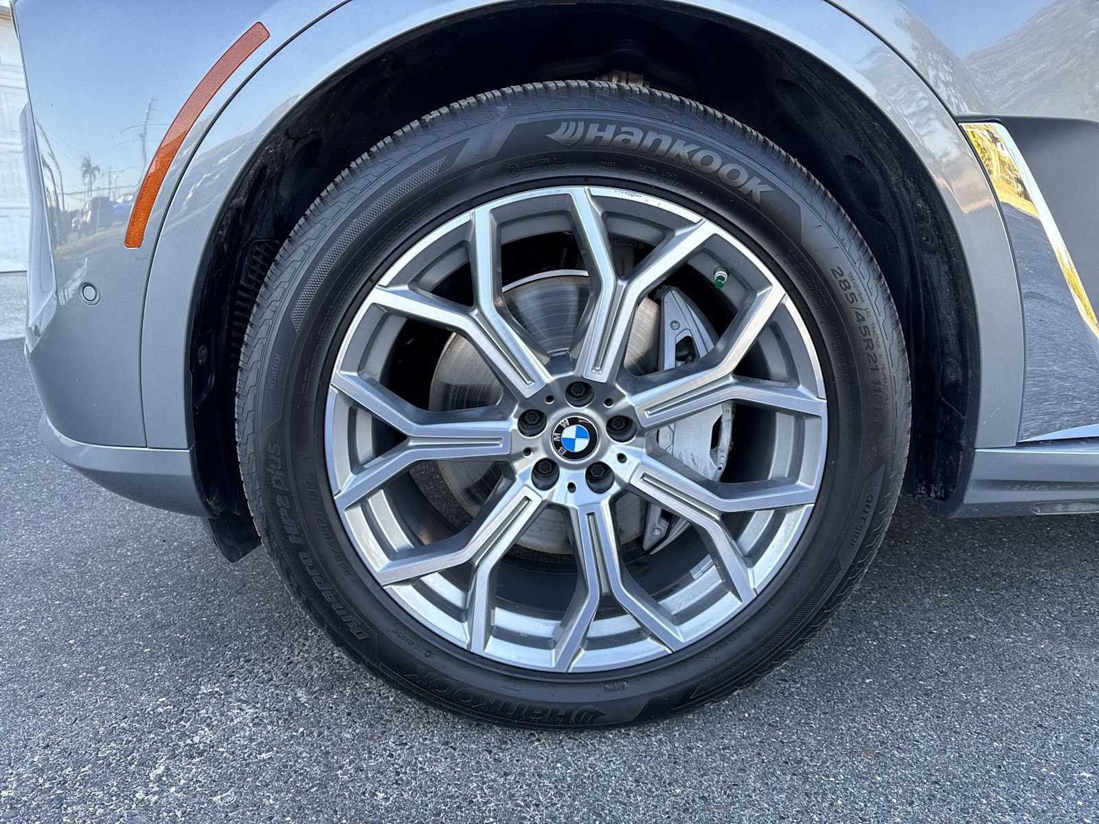 Thumbnail: 2024 BMW X7 - 12