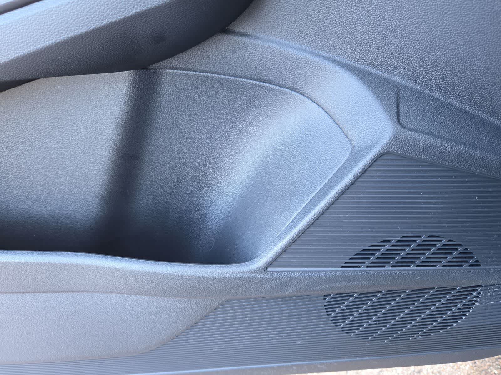 Thumbnail: 2025 Volkswagen Taos - 29