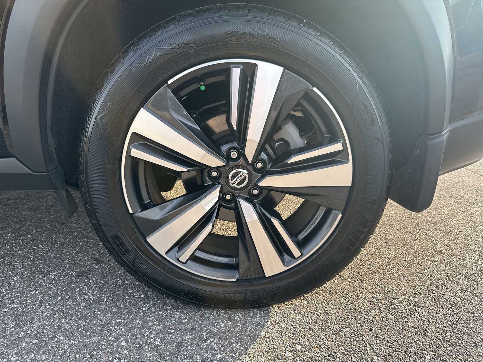 Thumbnail: 2021 Nissan Rogue - 12