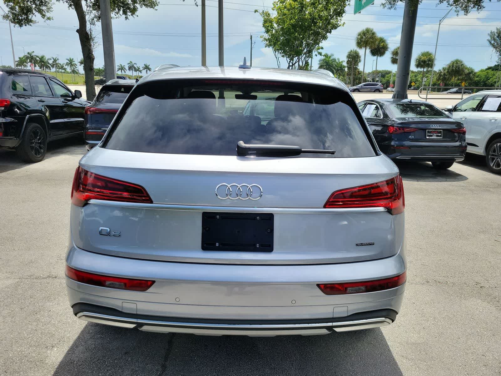 Thumbnail: 2023 Audi Q5 - 12