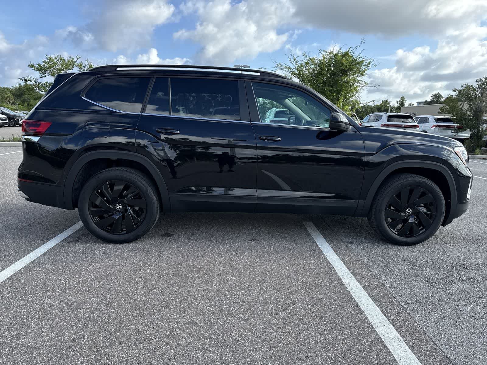 Thumbnail: 2026 Volkswagen Atlas - 7