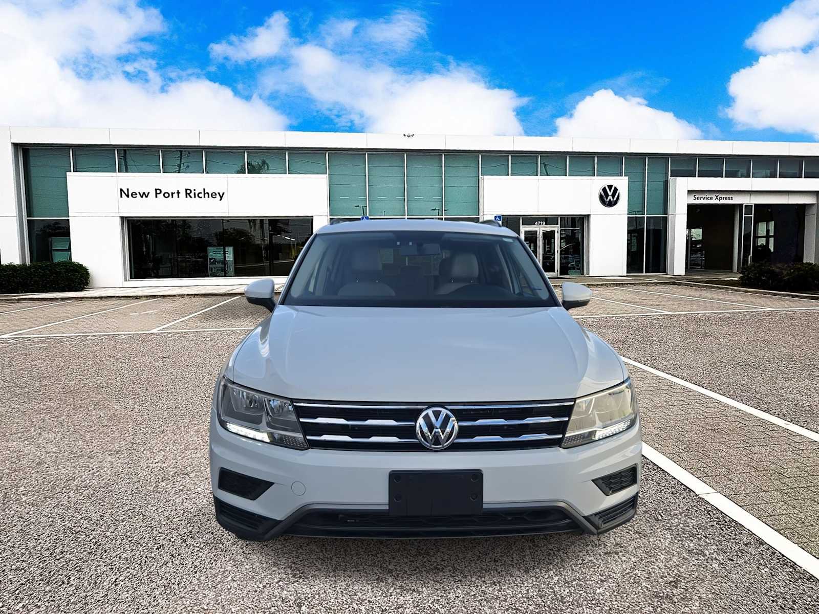 Thumbnail: 2018 Volkswagen Tiguan - 3