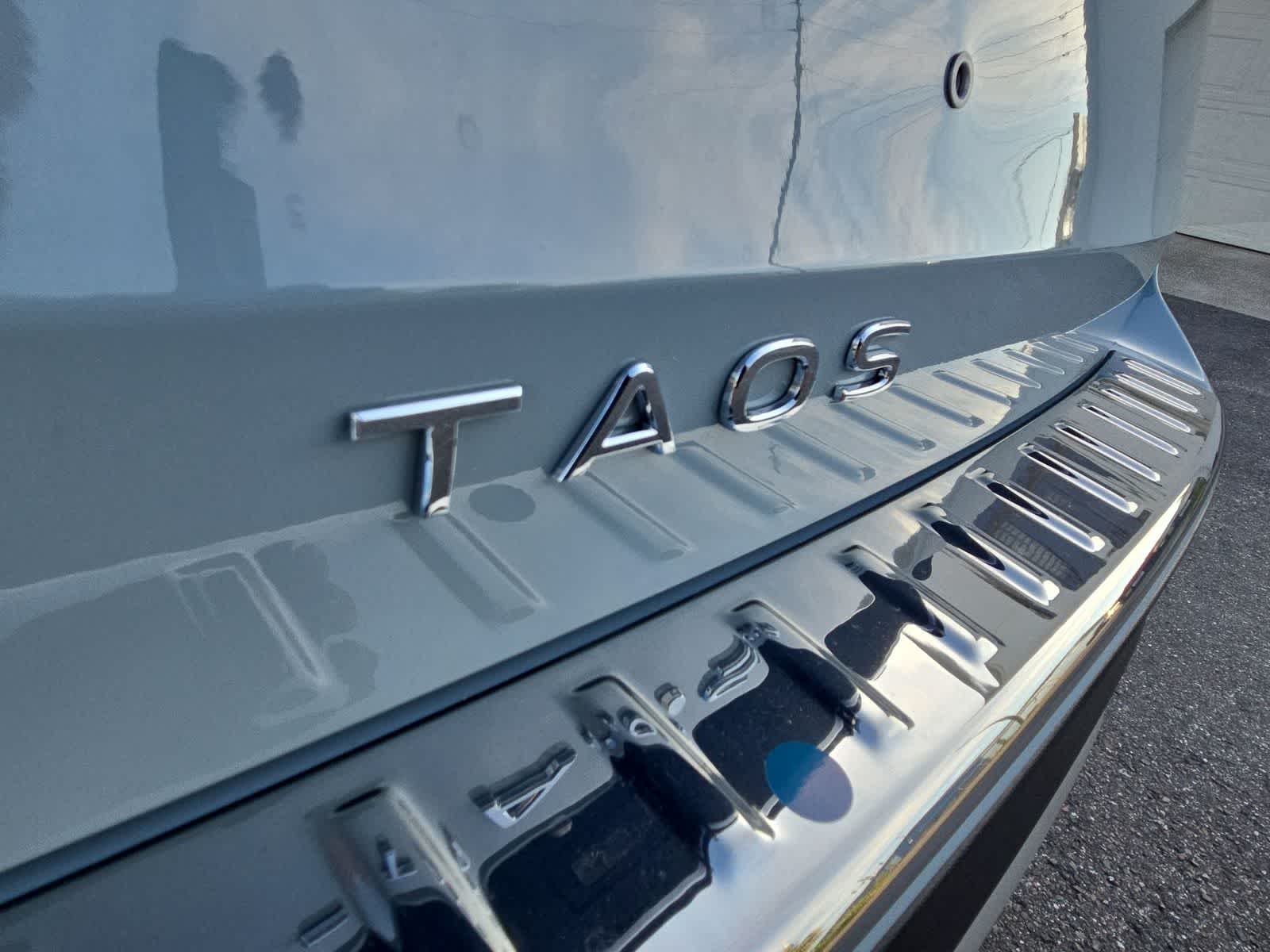 Thumbnail: 2025 Volkswagen Taos - 13