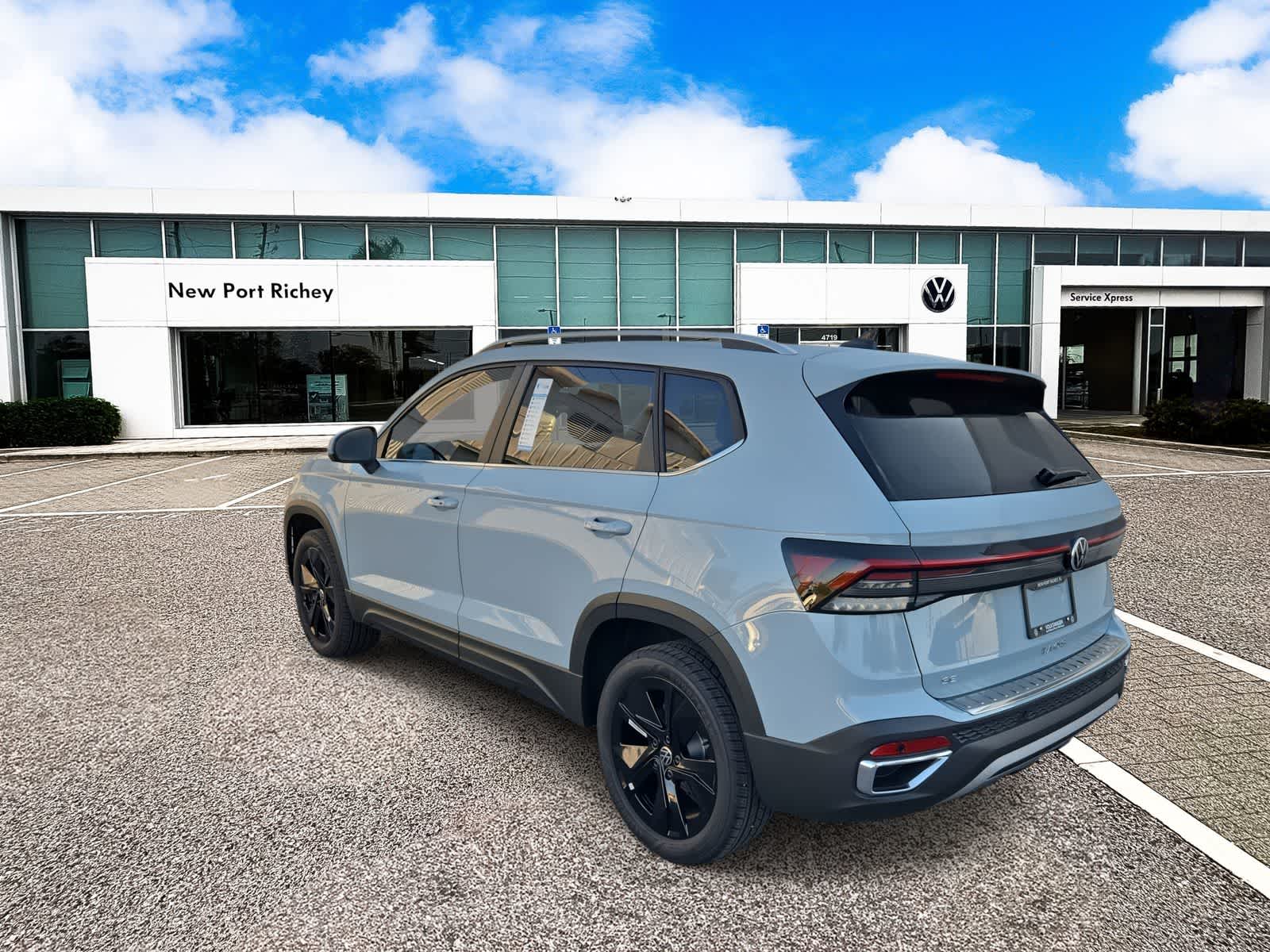 Thumbnail: 2025 Volkswagen Taos - 6