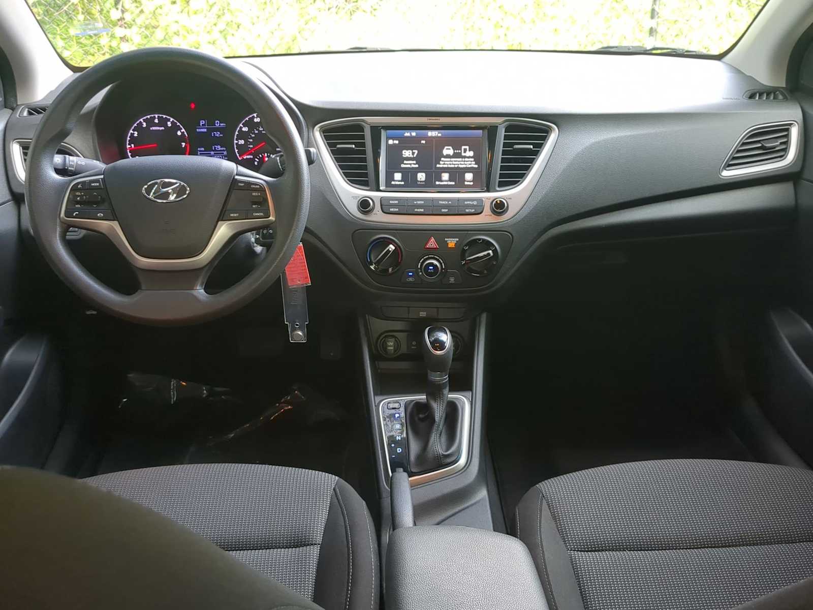 Thumbnail: 2018 Hyundai Accent - 16