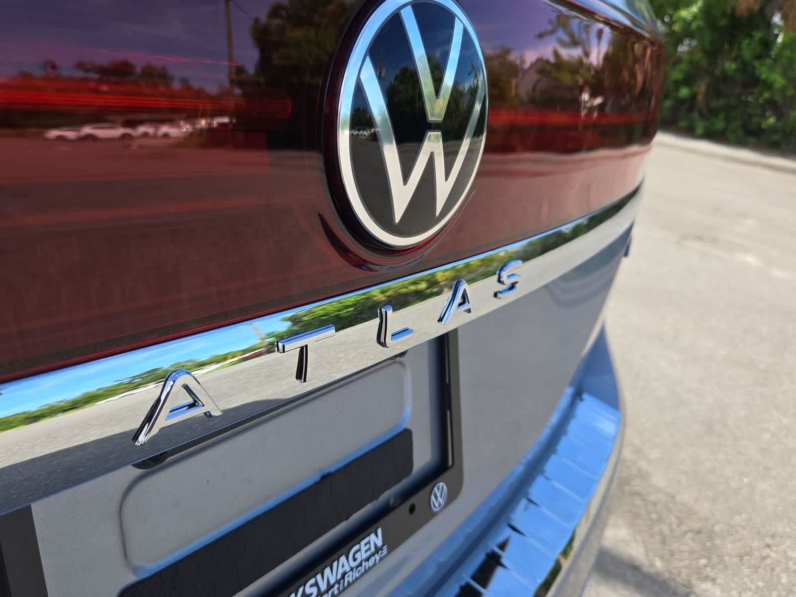 Thumbnail: 2026 Volkswagen Atlas - 13