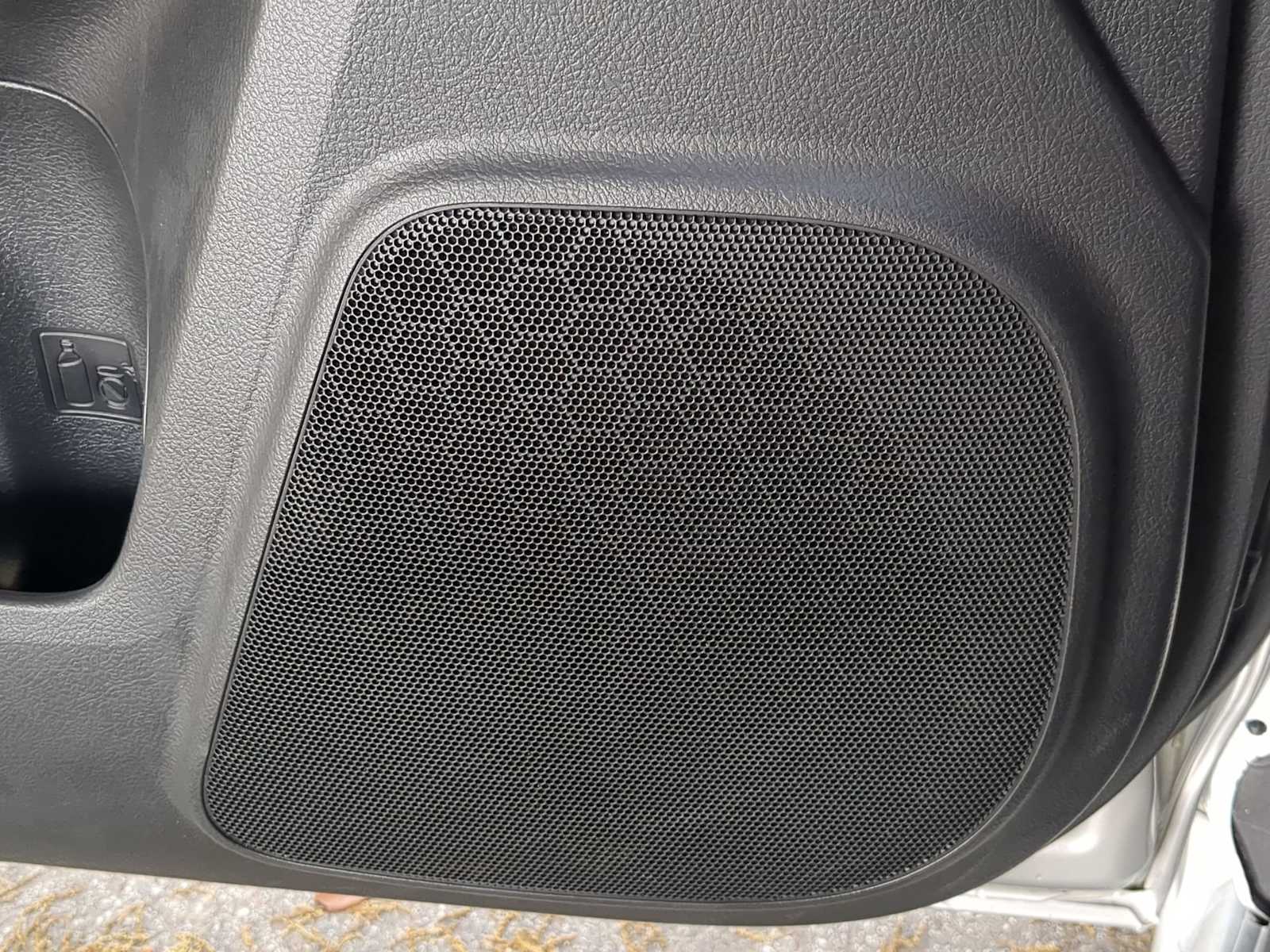 Thumbnail: 2022 Toyota 4Runner - 30