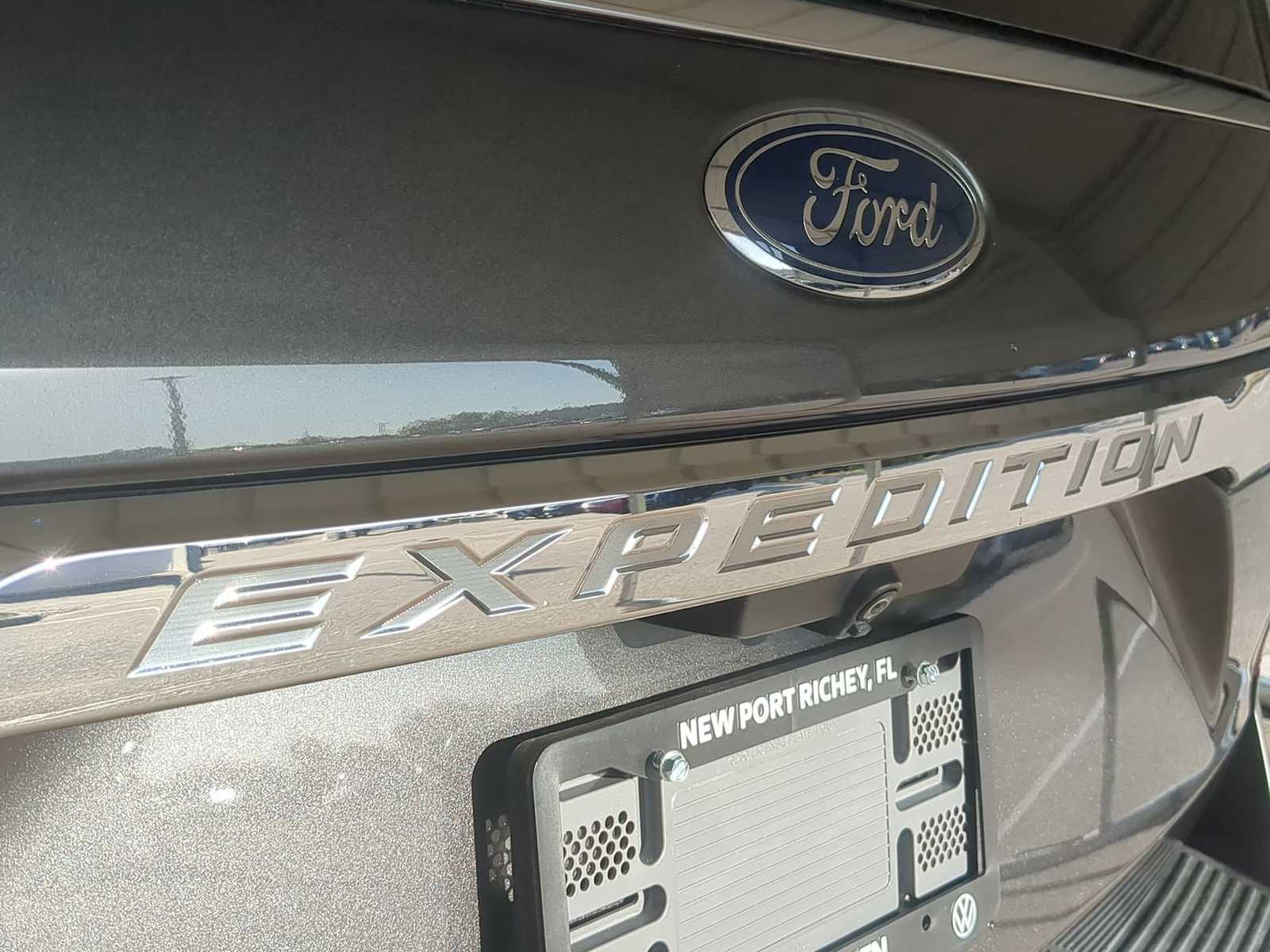 Thumbnail: 2020 Ford Expedition - 13