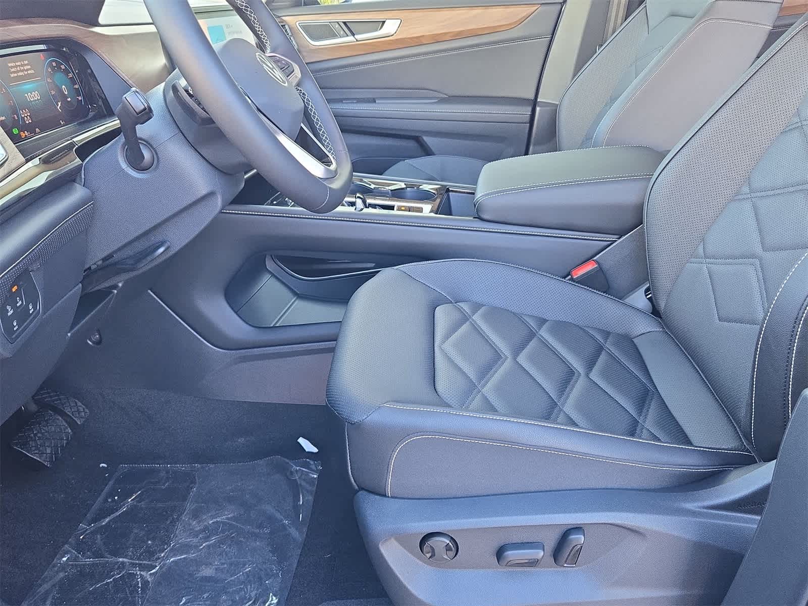 Thumbnail: 2026 Volkswagen Atlas - 17