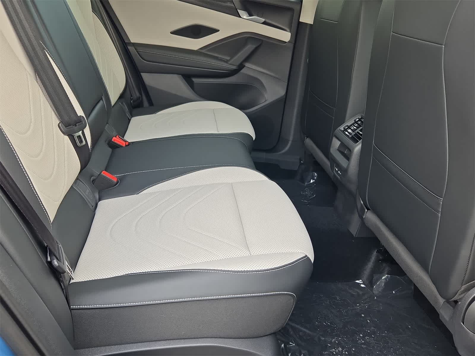 Thumbnail: 2025 Volkswagen Tiguan - 21