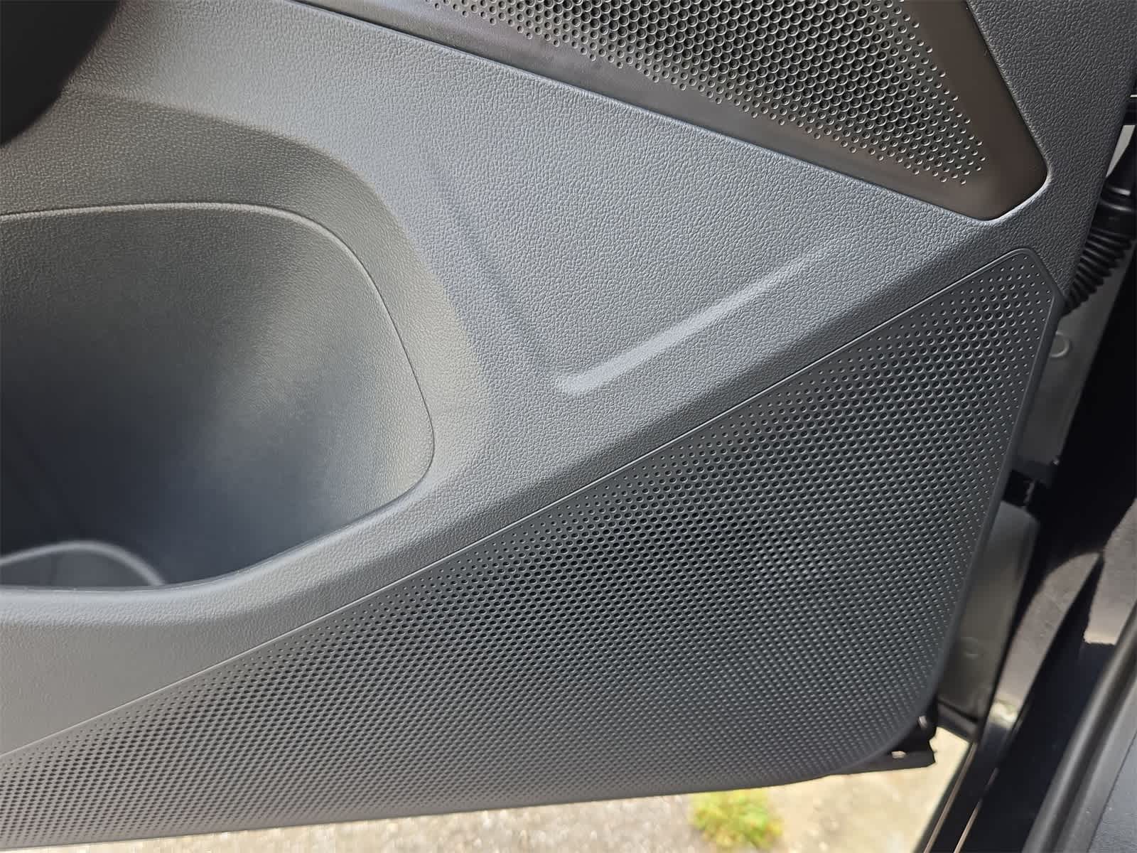 Thumbnail: 2025 Volkswagen Tiguan - 29