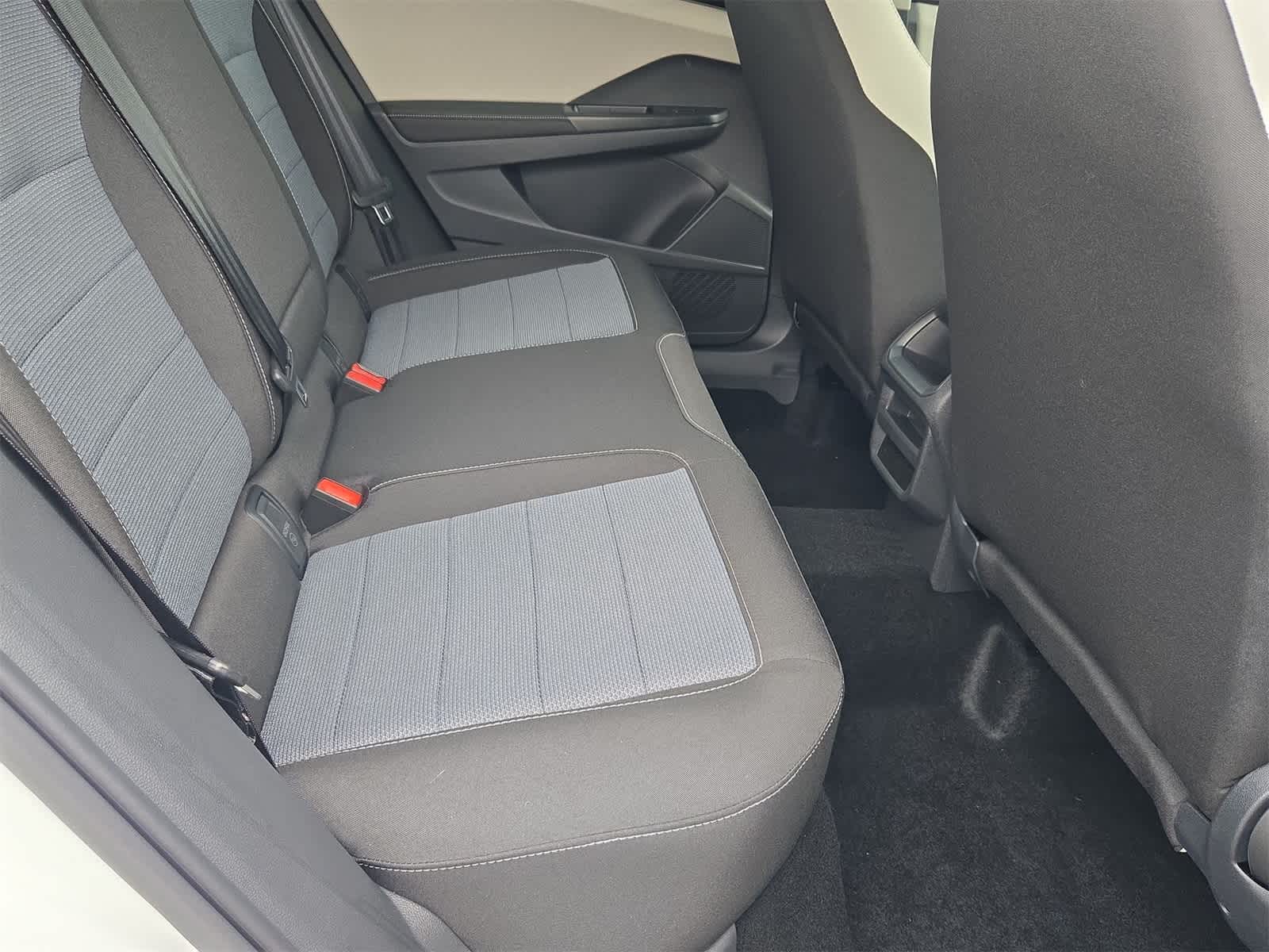 Thumbnail: 2025 Volkswagen Taos - 20