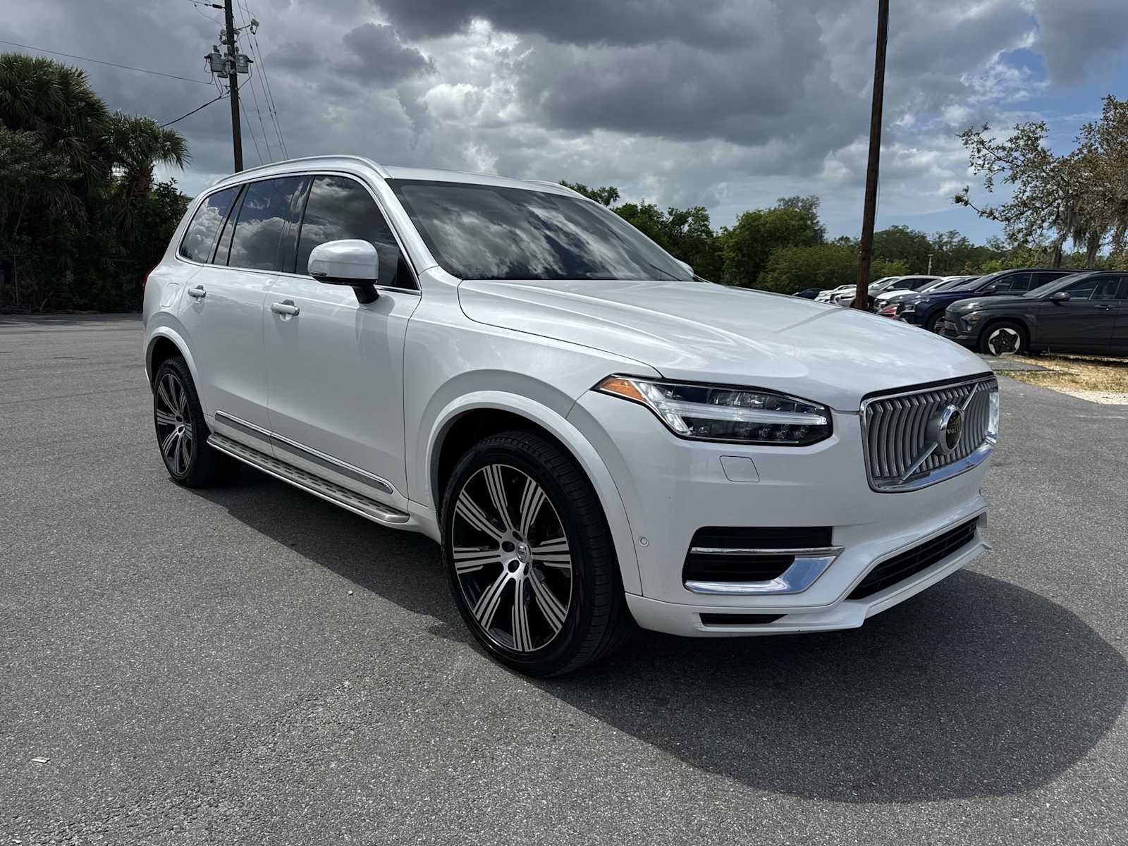 Thumbnail: 2022 Volvo XC90 - 8