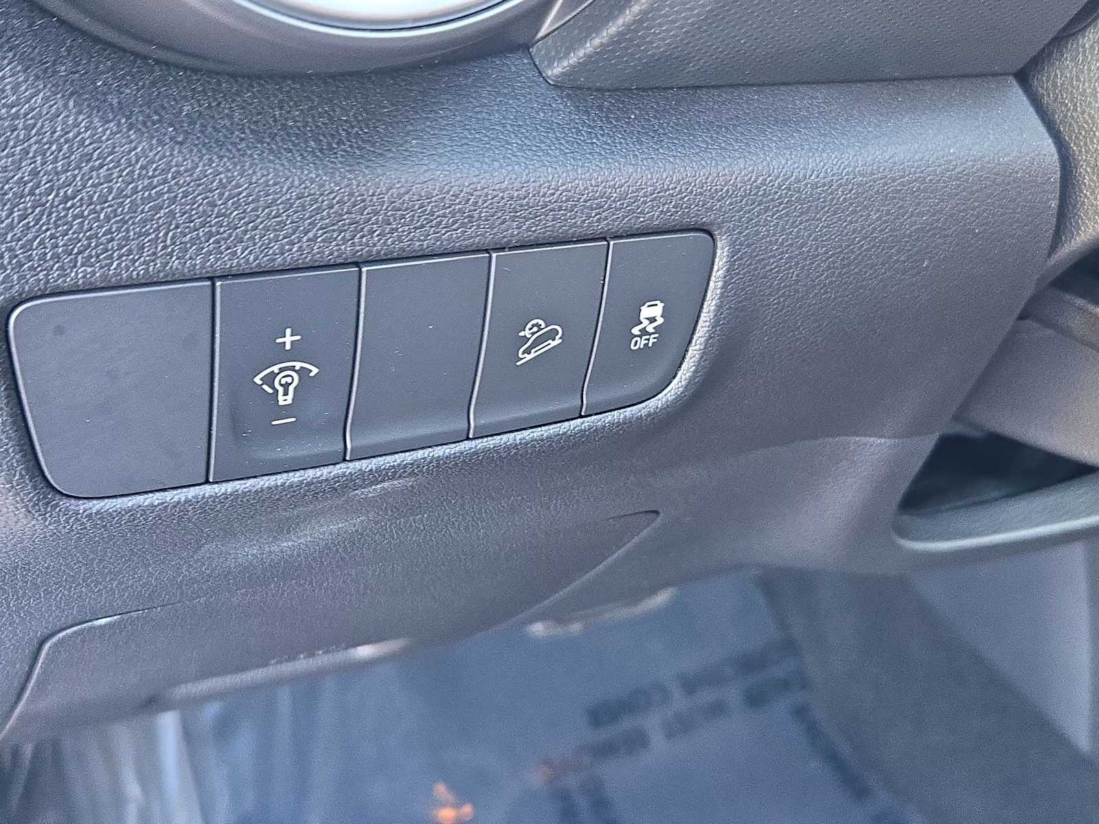 Thumbnail: 2023 Hyundai Kona - 37