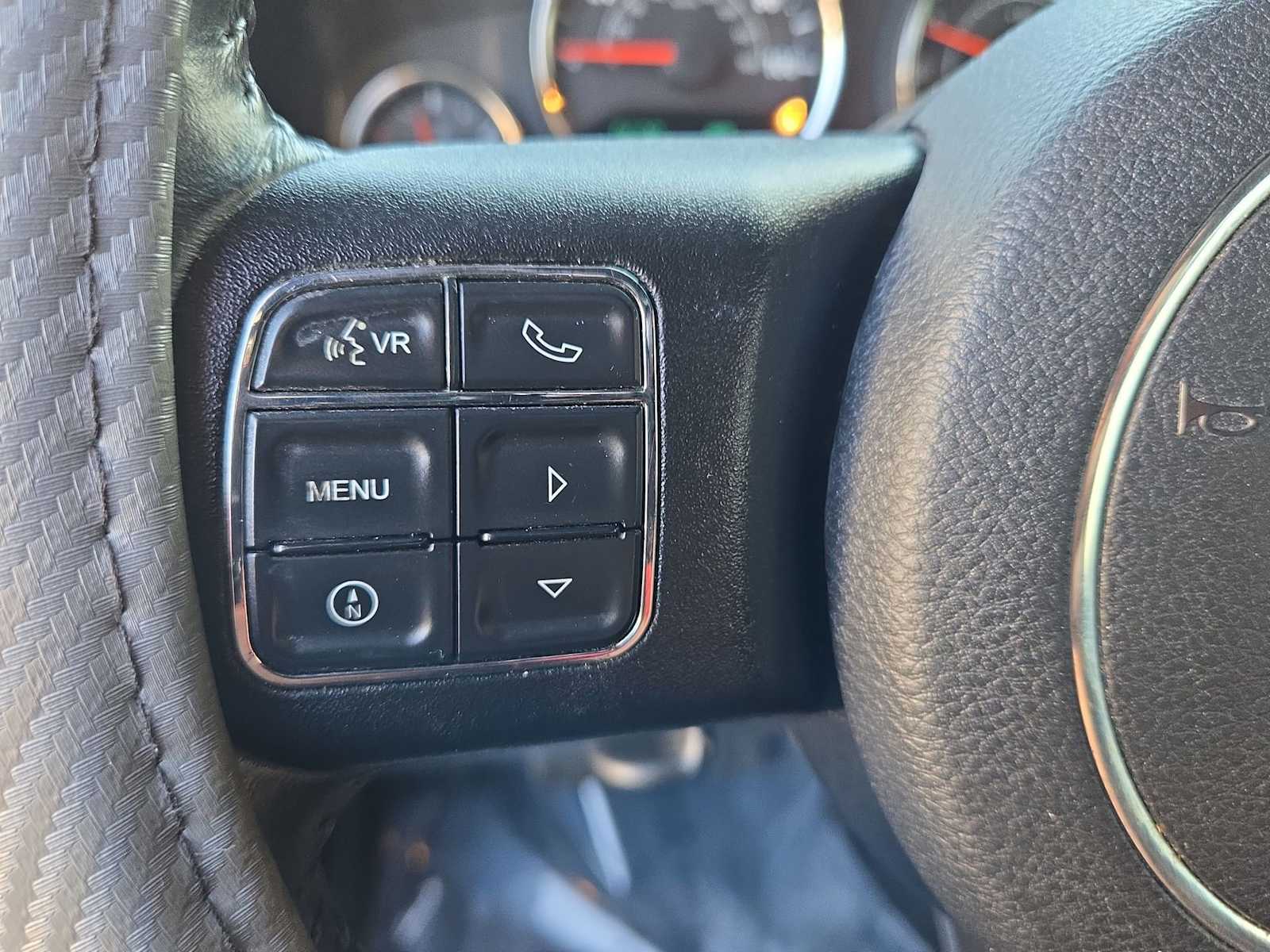 Thumbnail: 2016 Jeep Wrangler - 21