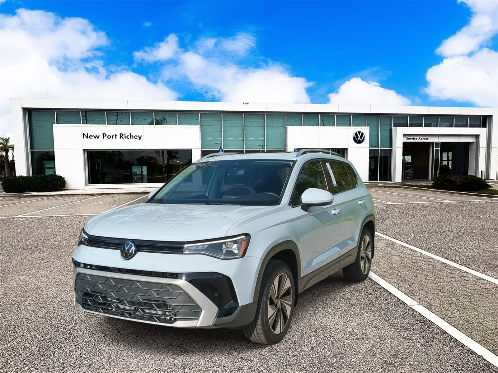 Thumbnail: 2025 Volkswagen Taos - 4