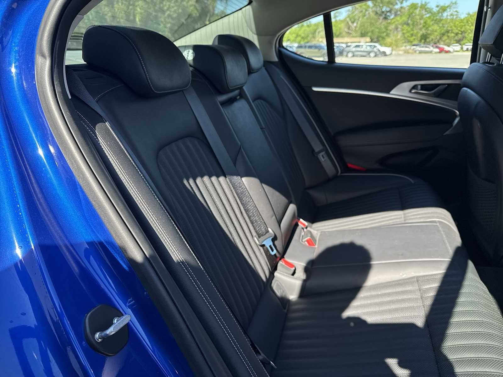 Thumbnail: 2021 Genesis G70 - 20