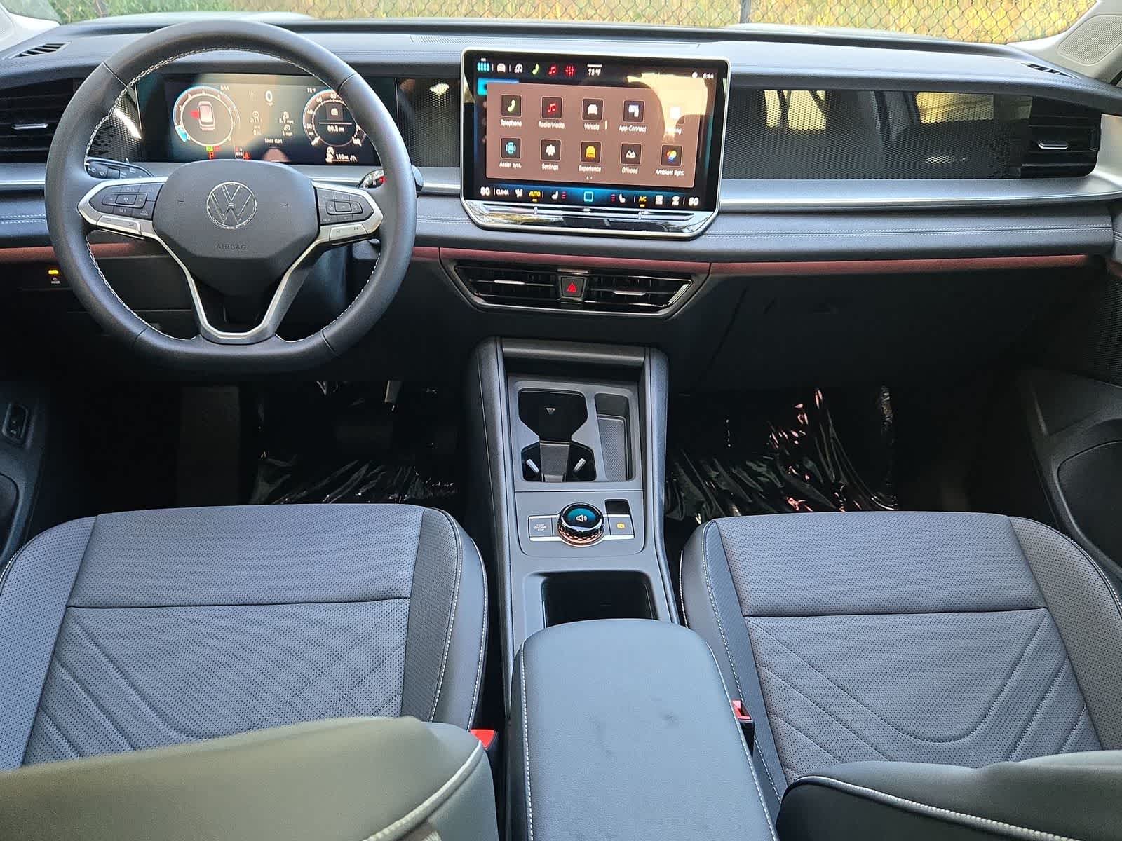 Thumbnail: 2026 Volkswagen Tiguan - 16