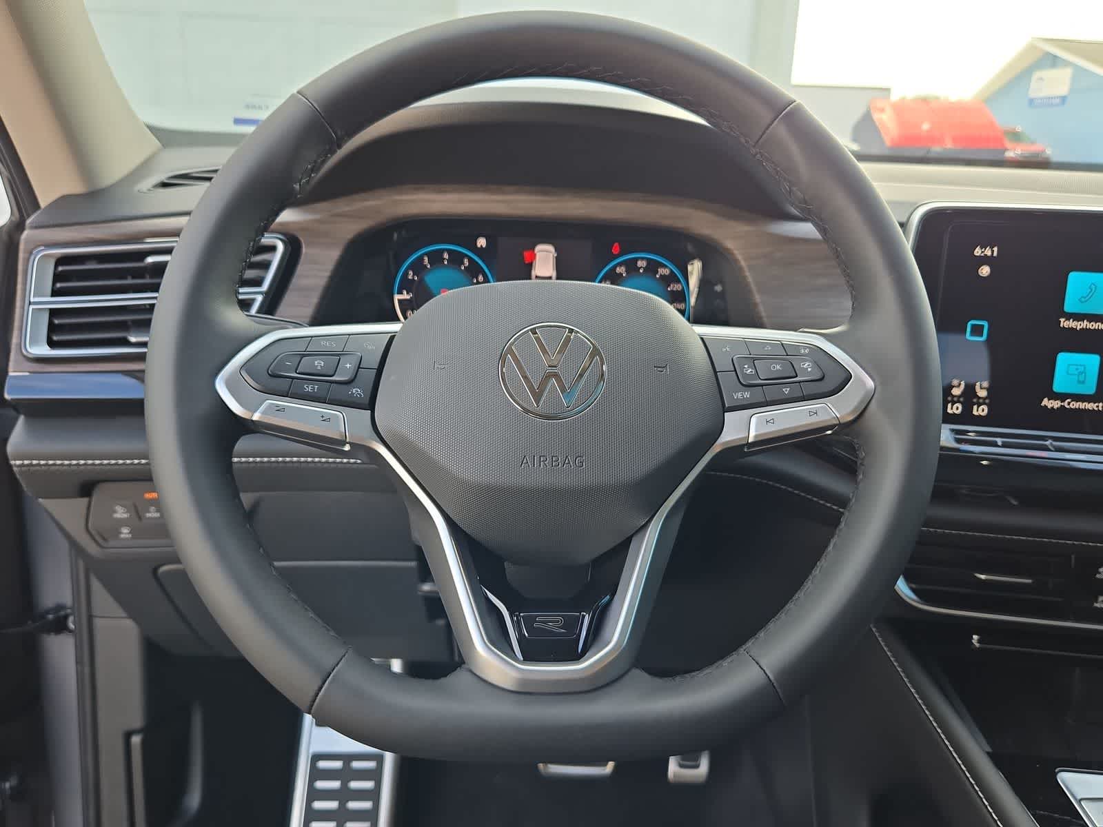 Thumbnail: 2026 Volkswagen Atlas - 24