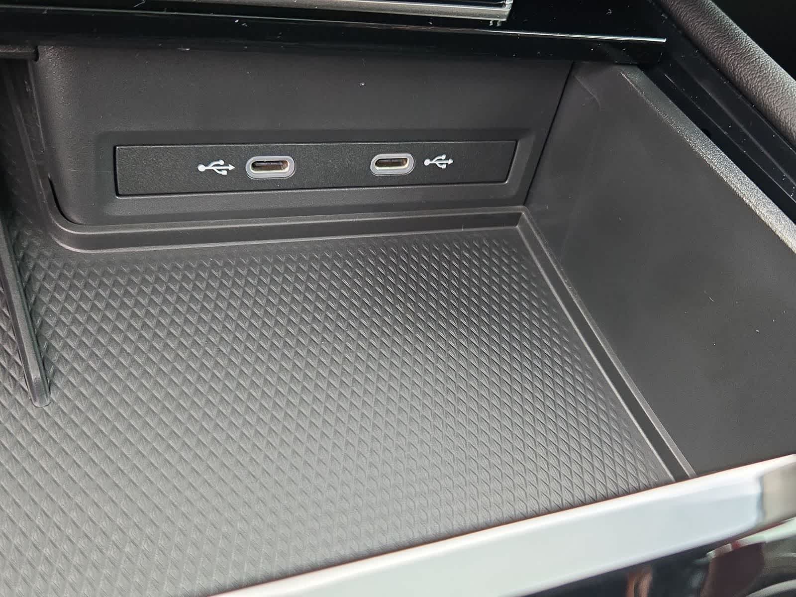 Thumbnail: 2026 Volkswagen Atlas - 32