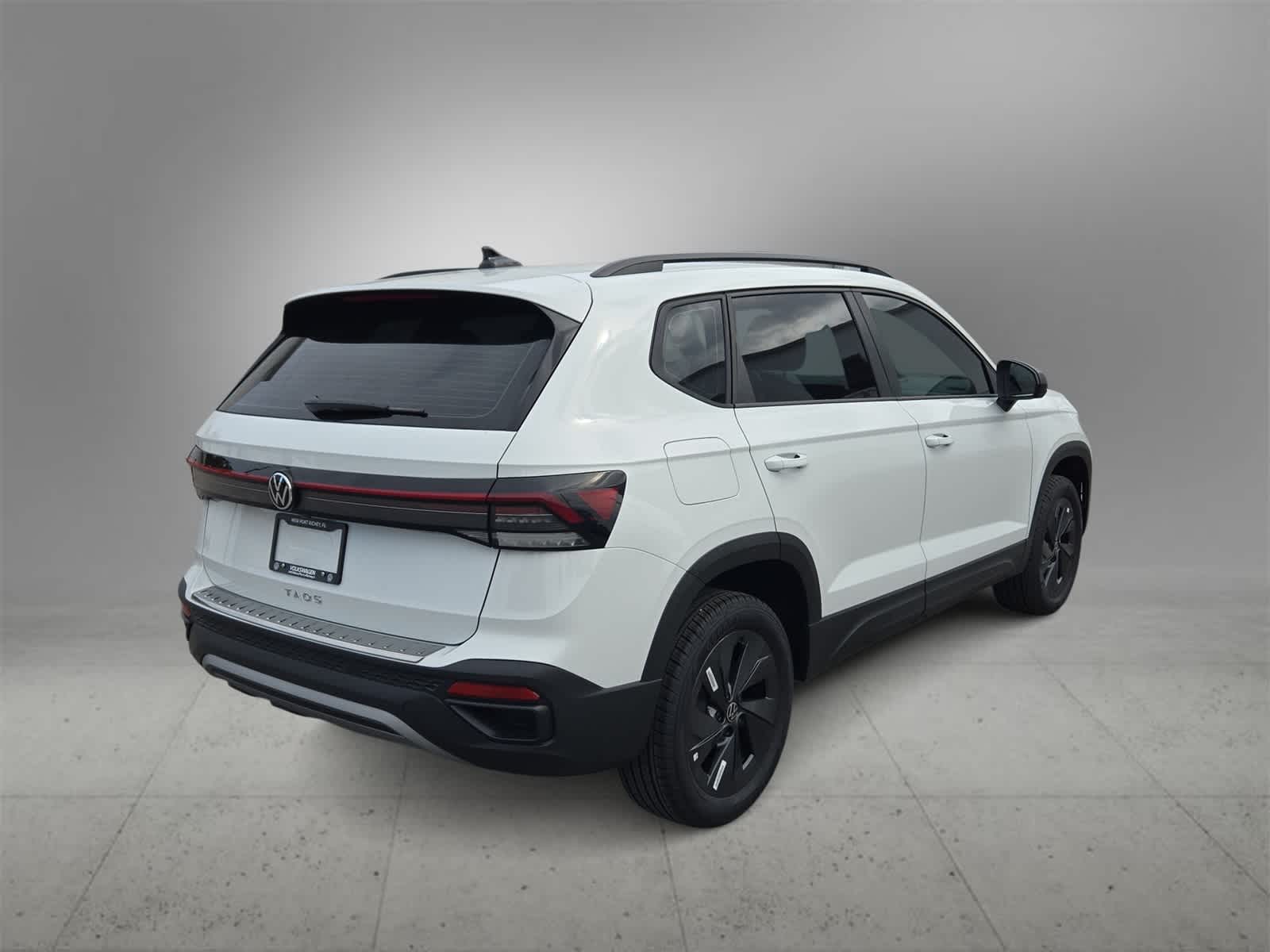 Thumbnail: 2025 Volkswagen Taos - 8