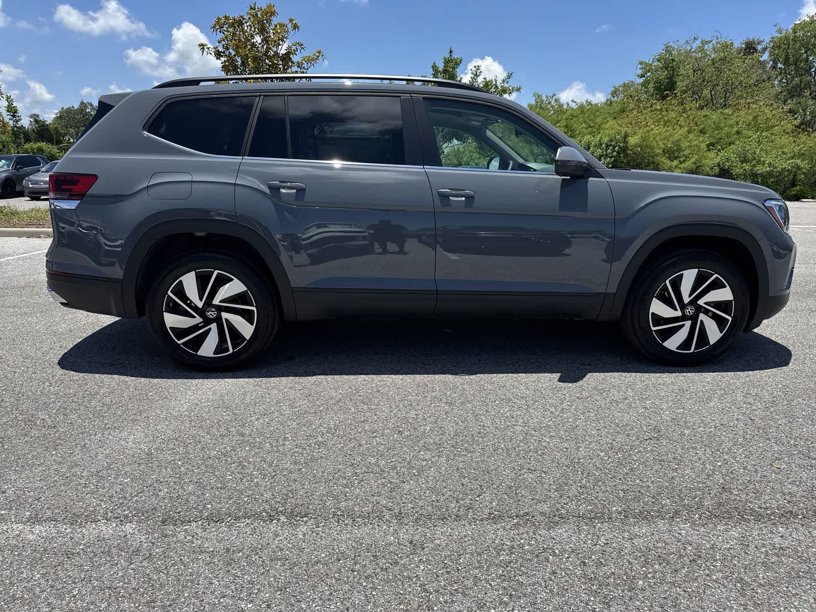 Thumbnail: 2026 Volkswagen Atlas - 7