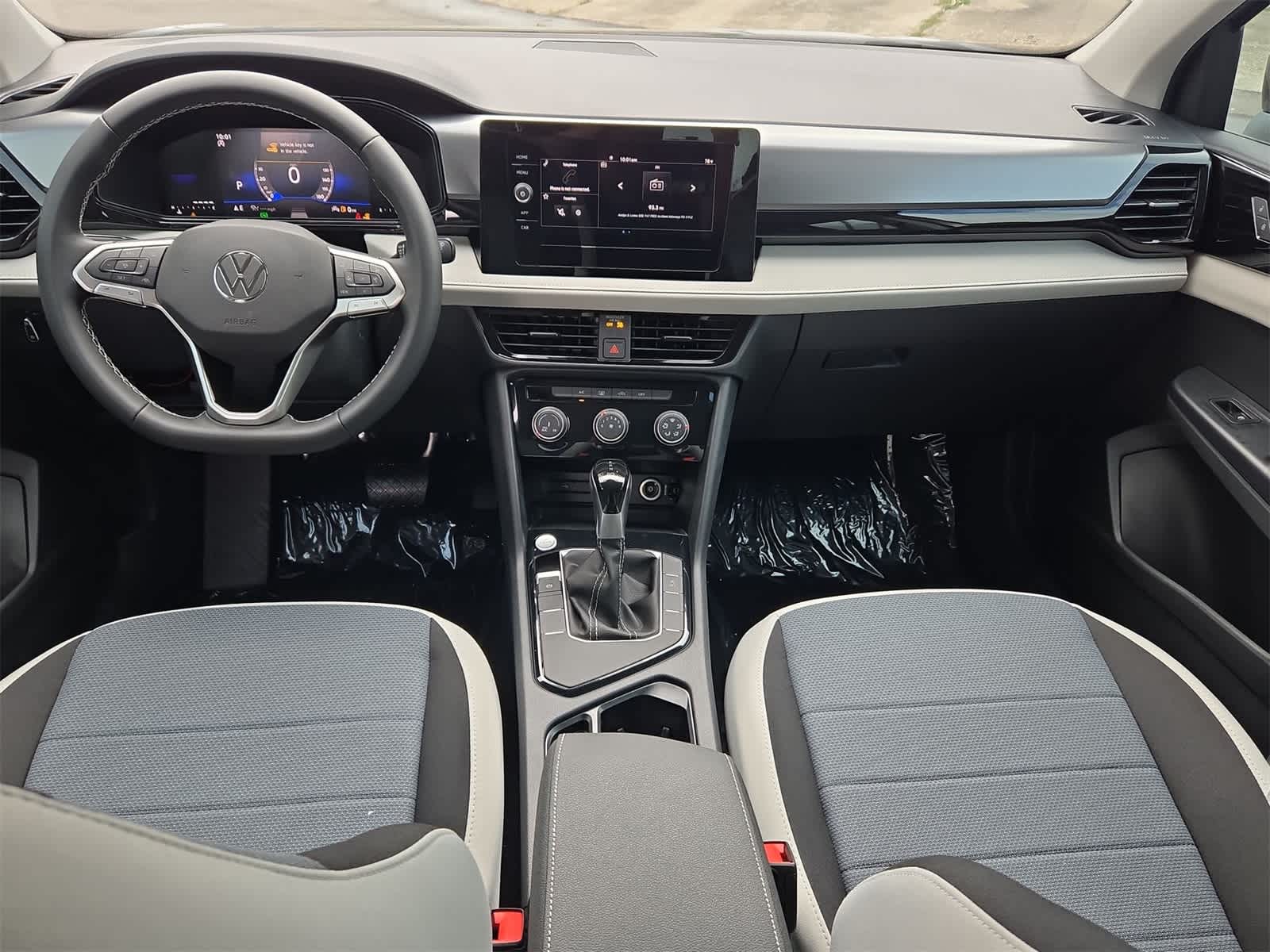 Thumbnail: 2025 Volkswagen Taos - 16