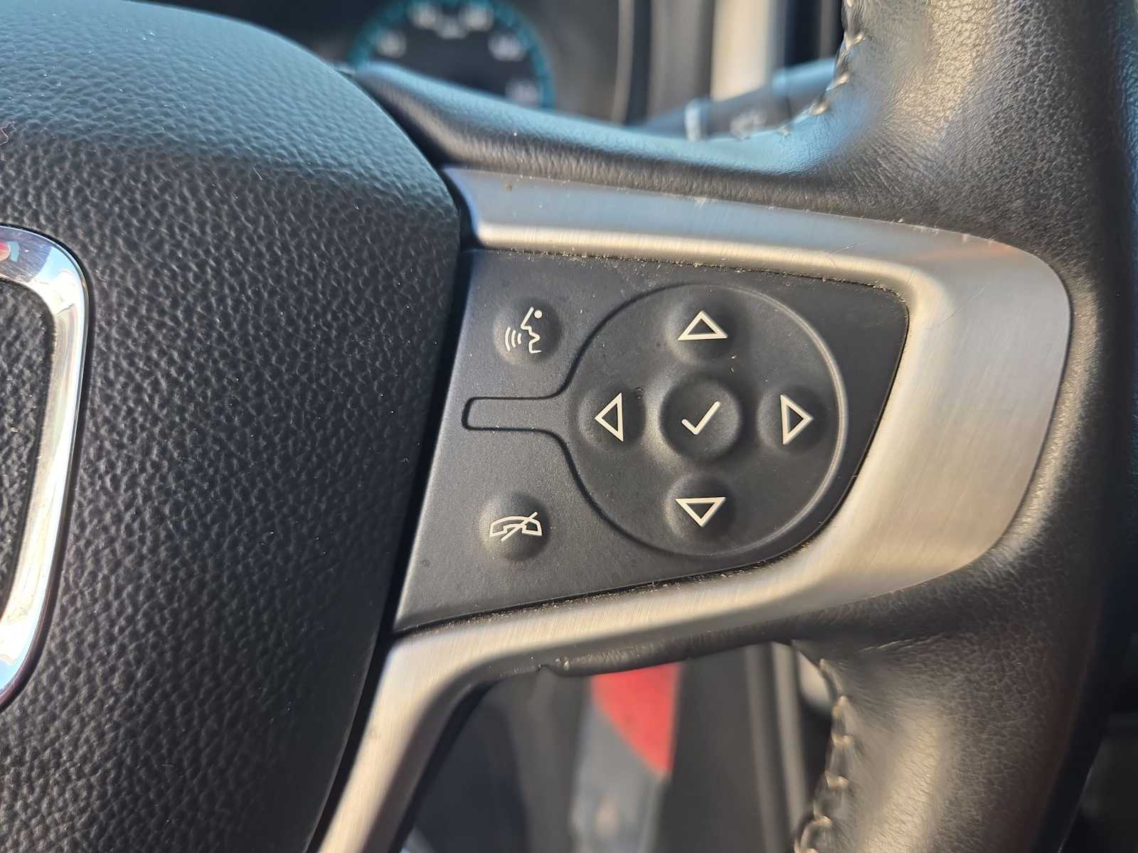 Thumbnail: 2022 GMC Canyon - 22