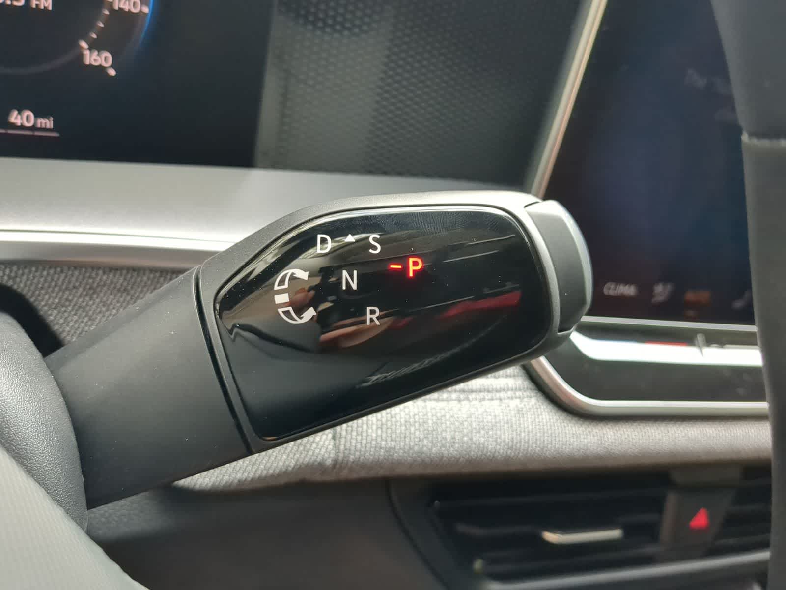 Thumbnail: 2025 Volkswagen Tiguan - 27