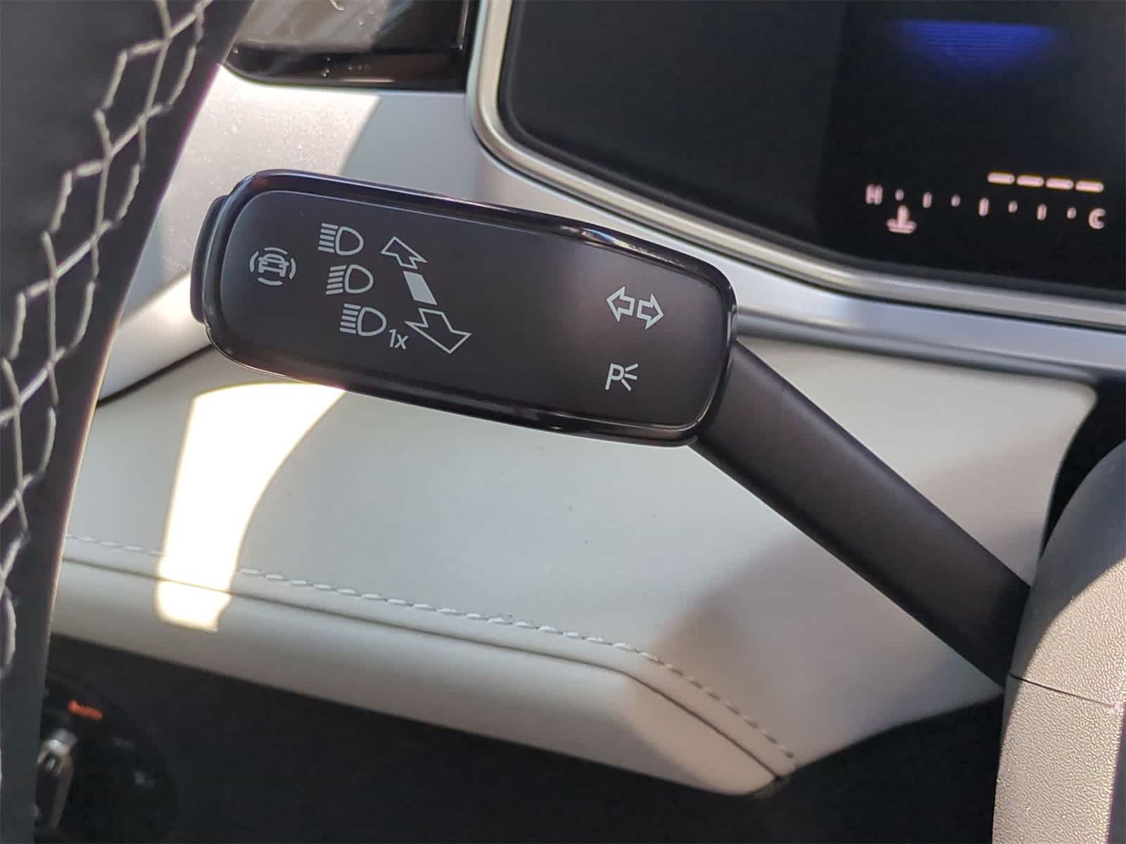 Thumbnail: 2025 Volkswagen Taos - 29