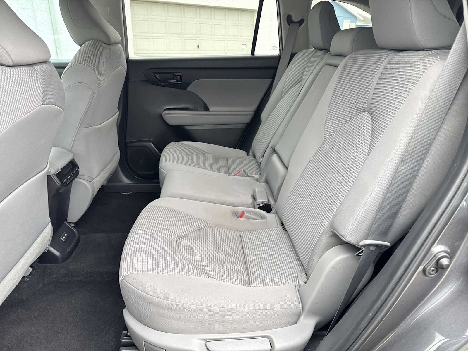 Thumbnail: 2023 Toyota Highlander - 19