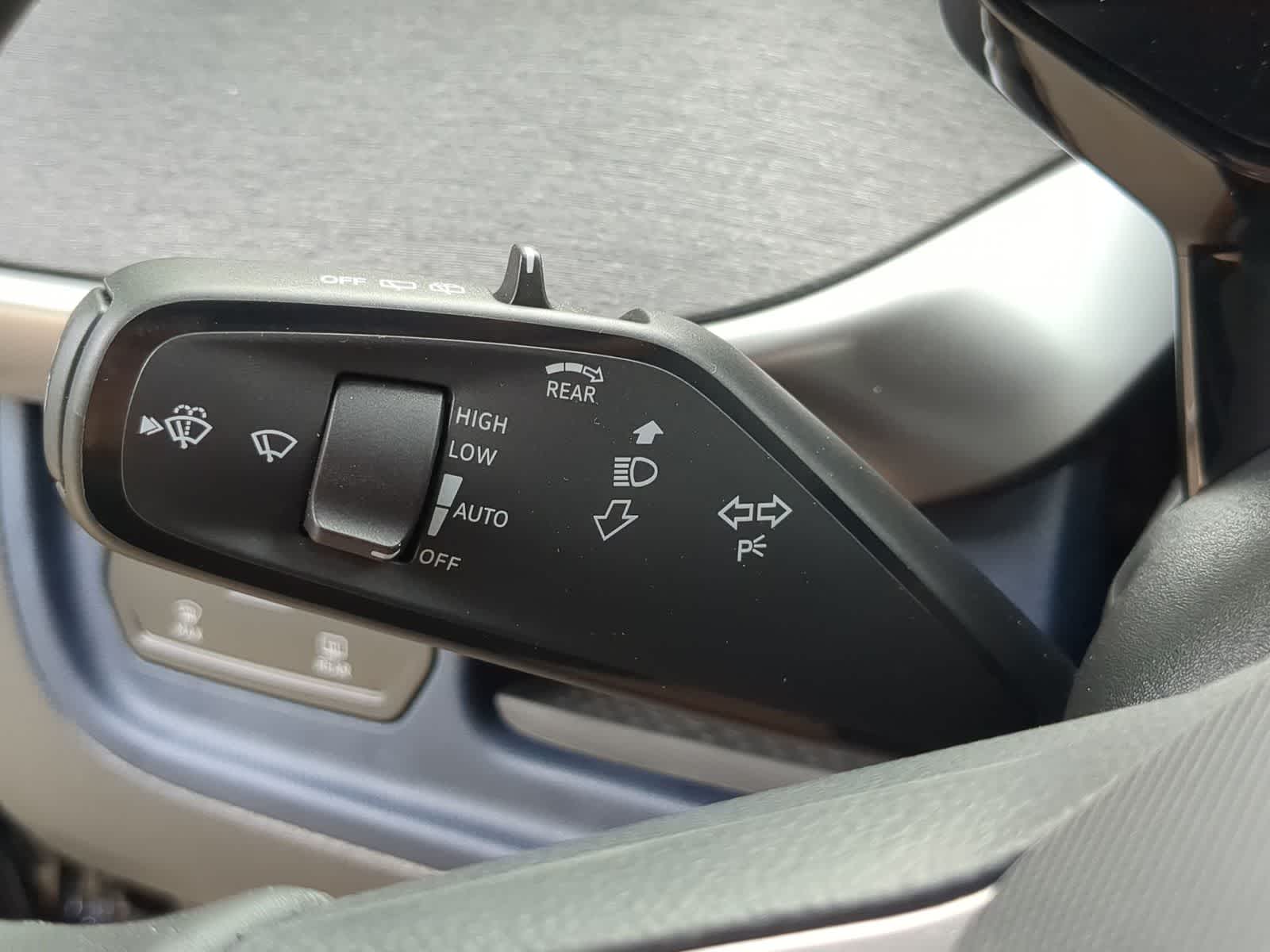 Thumbnail: 2025 Volkswagen ID.Buzz - 25