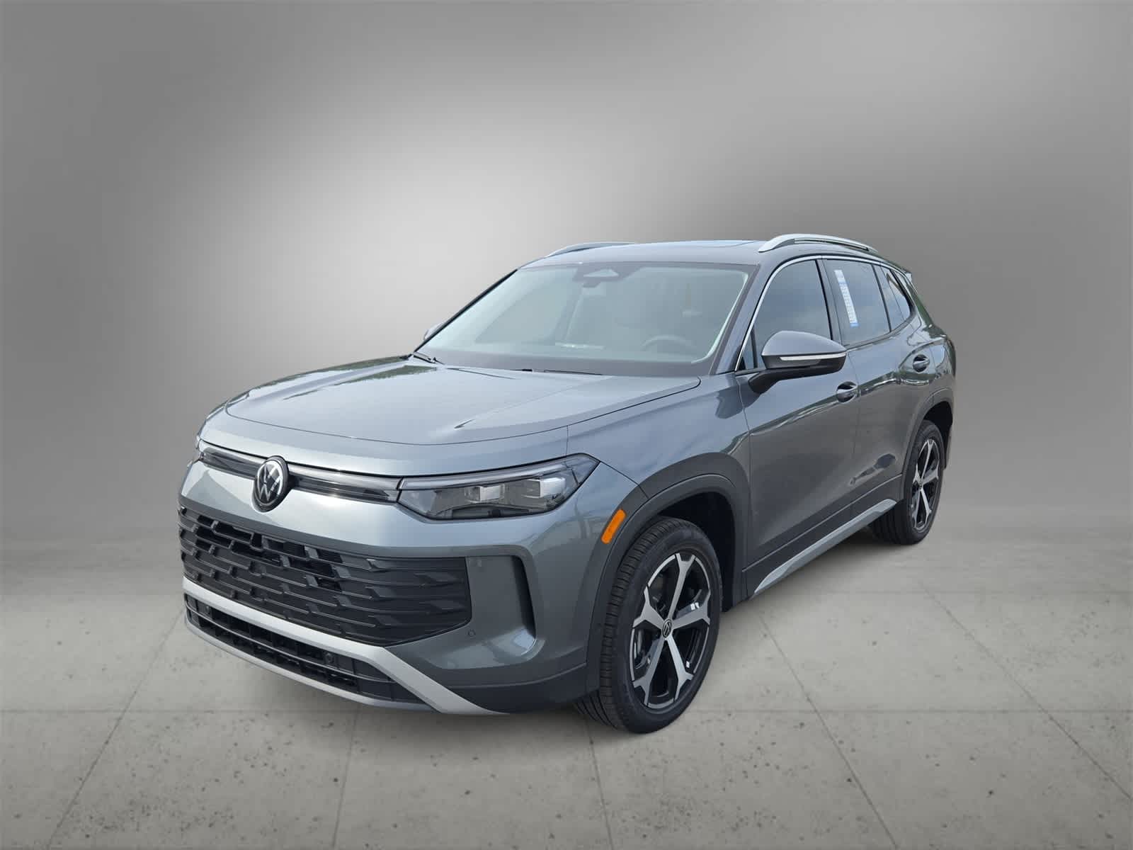 Thumbnail: 2025 Volkswagen Tiguan - 4